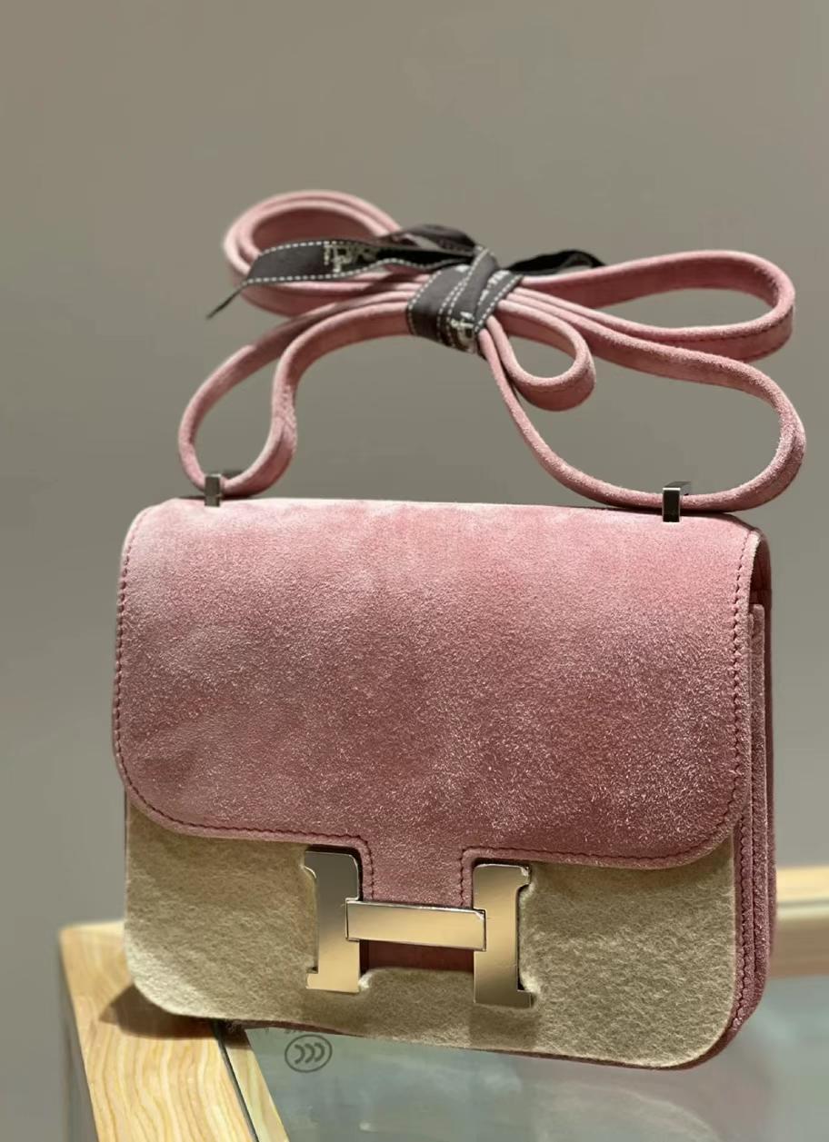 Hermès（爱马仕）Constance 康康 麂皮 Suede 5T 玫瑰粉 银扣 19cm 全手工缝制