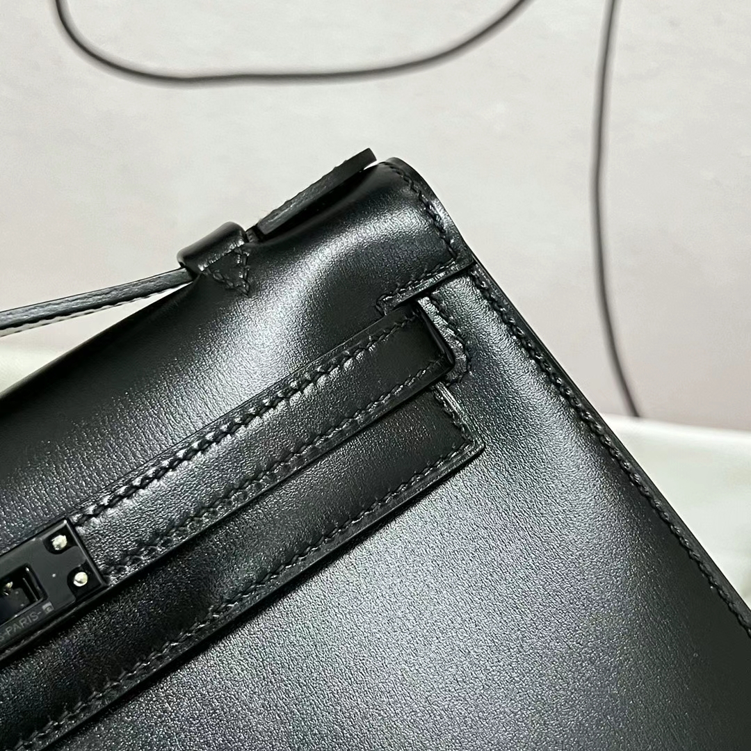 Hermès（爱马仕）Mini Kelly Pochette Box皮 Ck89 黑色 黑扣 22cm 全手工蜡线缝制