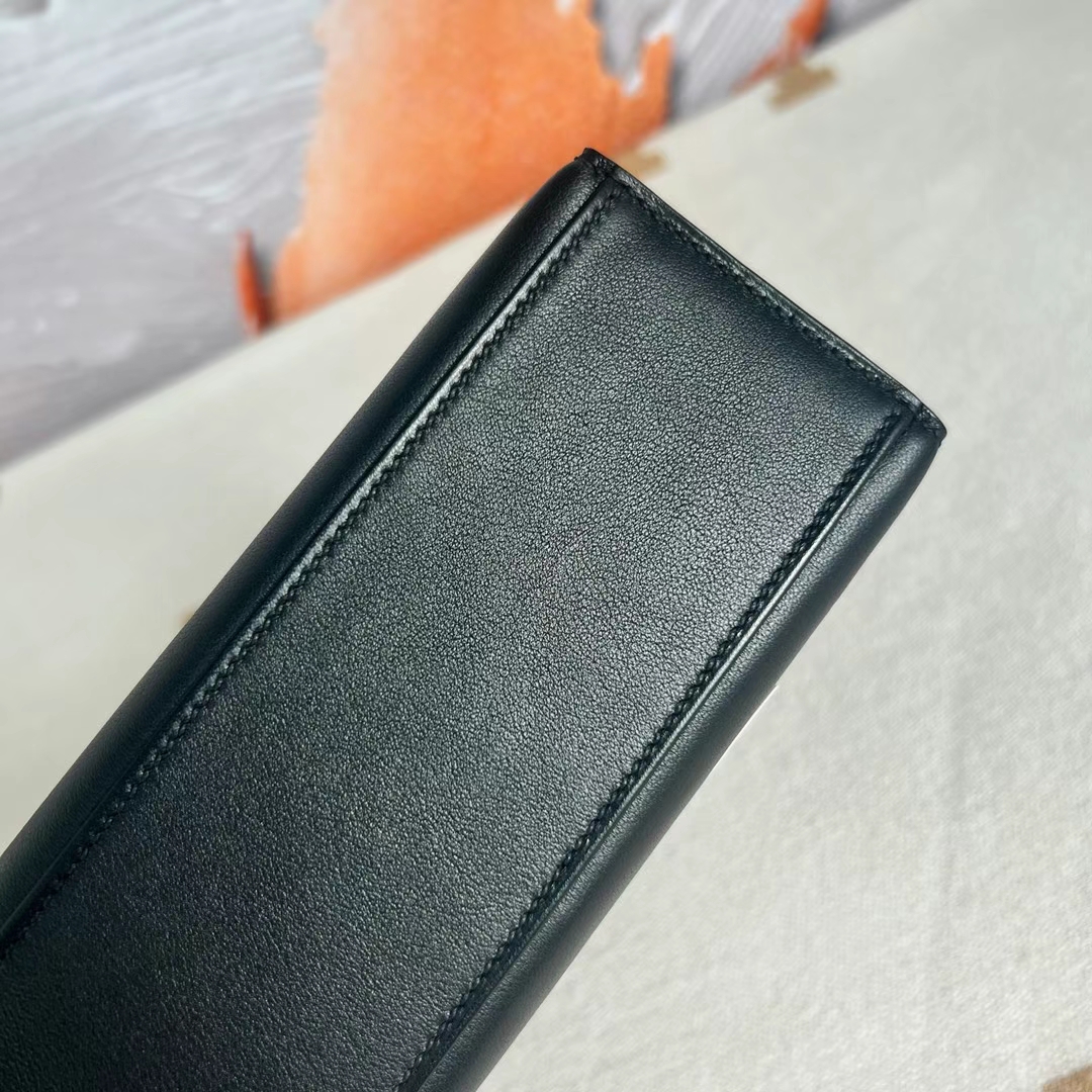 Hermès（爱马仕）Mini Kelly Pochette Swift皮 Ck89 黑色 玫瑰金扣 22cm 全手工蜡线缝制 Rghw