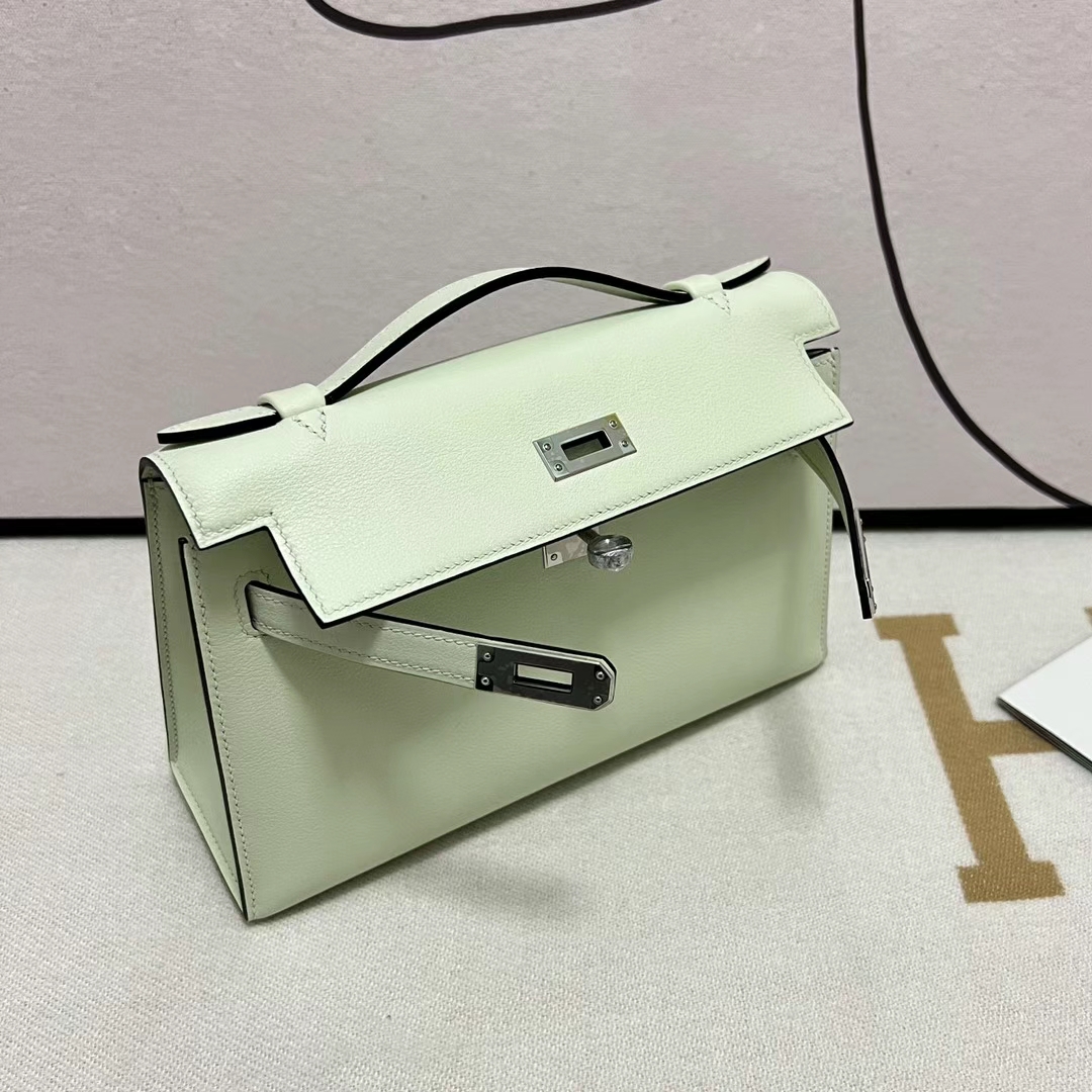 Hermès（爱马仕）Mini Kelly Pochette Swift皮 0S 气泡绿 银扣 22cm 全手工蜡线缝制