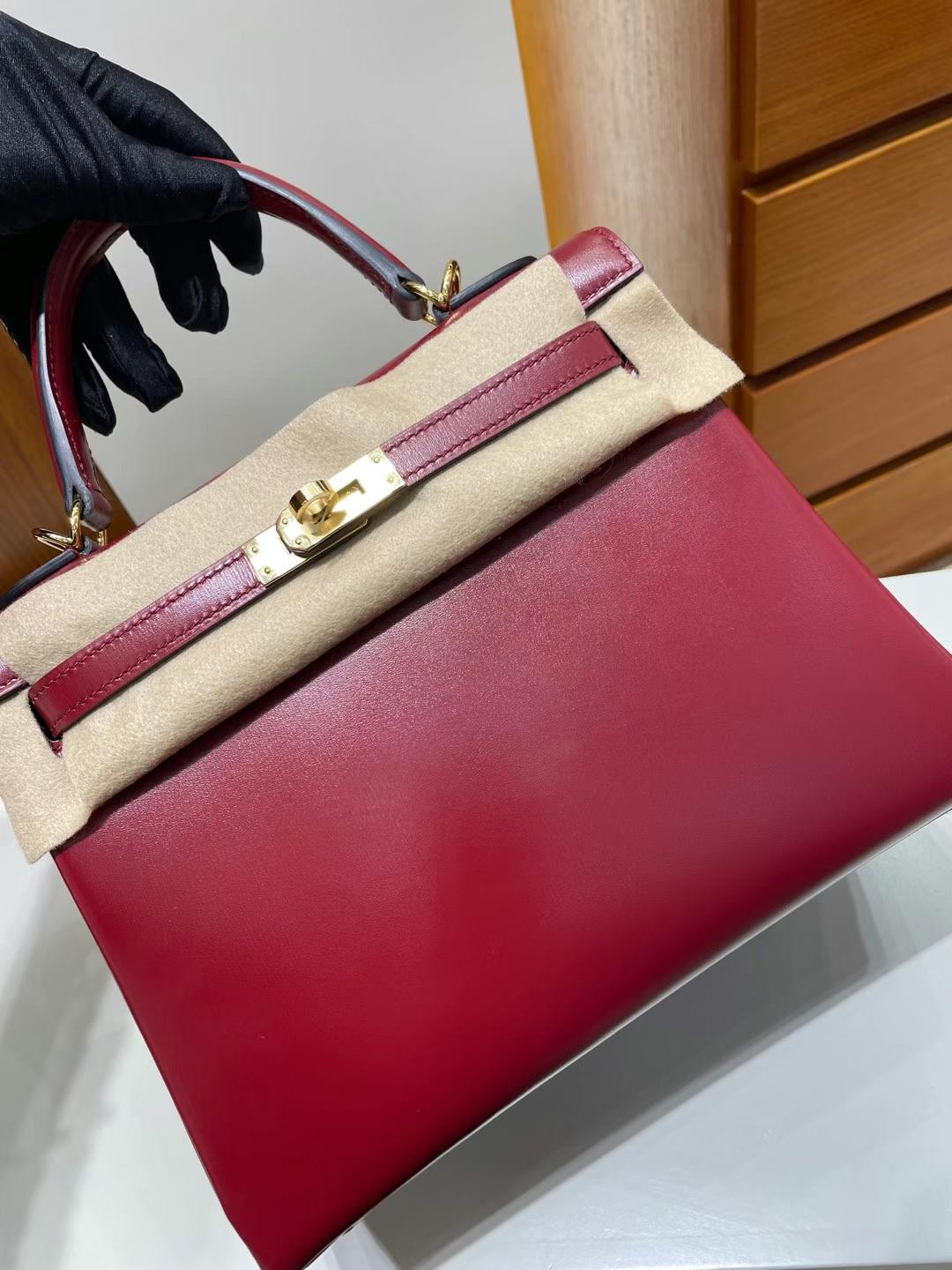 Hermès（爱马仕）Kelly 凯莉包 内缝 Box 酒红色 金扣 25cm 全手工蜡线缝制 Ghw