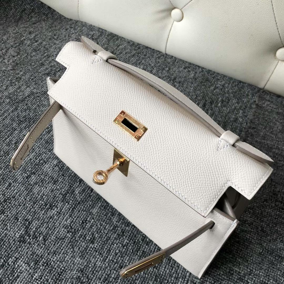 Hermès（爱马仕）Mini Kelly Pochette Epsom Ck10 奶昔白 金扣 22cm 全手工蜡线缝制 GHW
