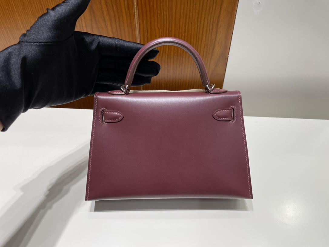 Hermès（爱马仕）Mini kelly 迷你凯莉 Boxcalf 酒红色 银扣 phw 顶级手缝 19cm