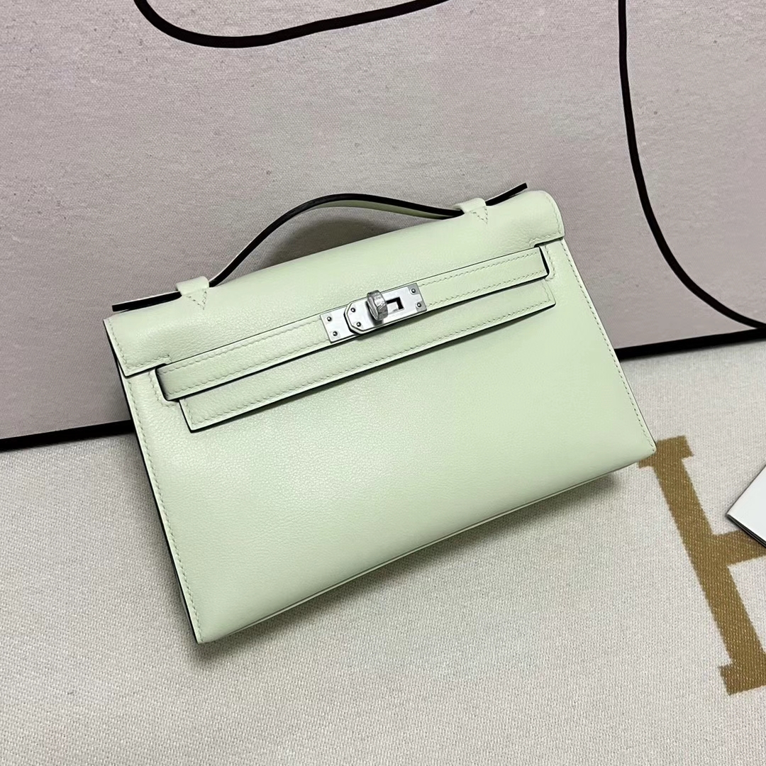 Hermès（爱马仕）Mini Kelly Pochette Swift皮 0S 气泡绿 银扣 22cm 全手工蜡线缝制