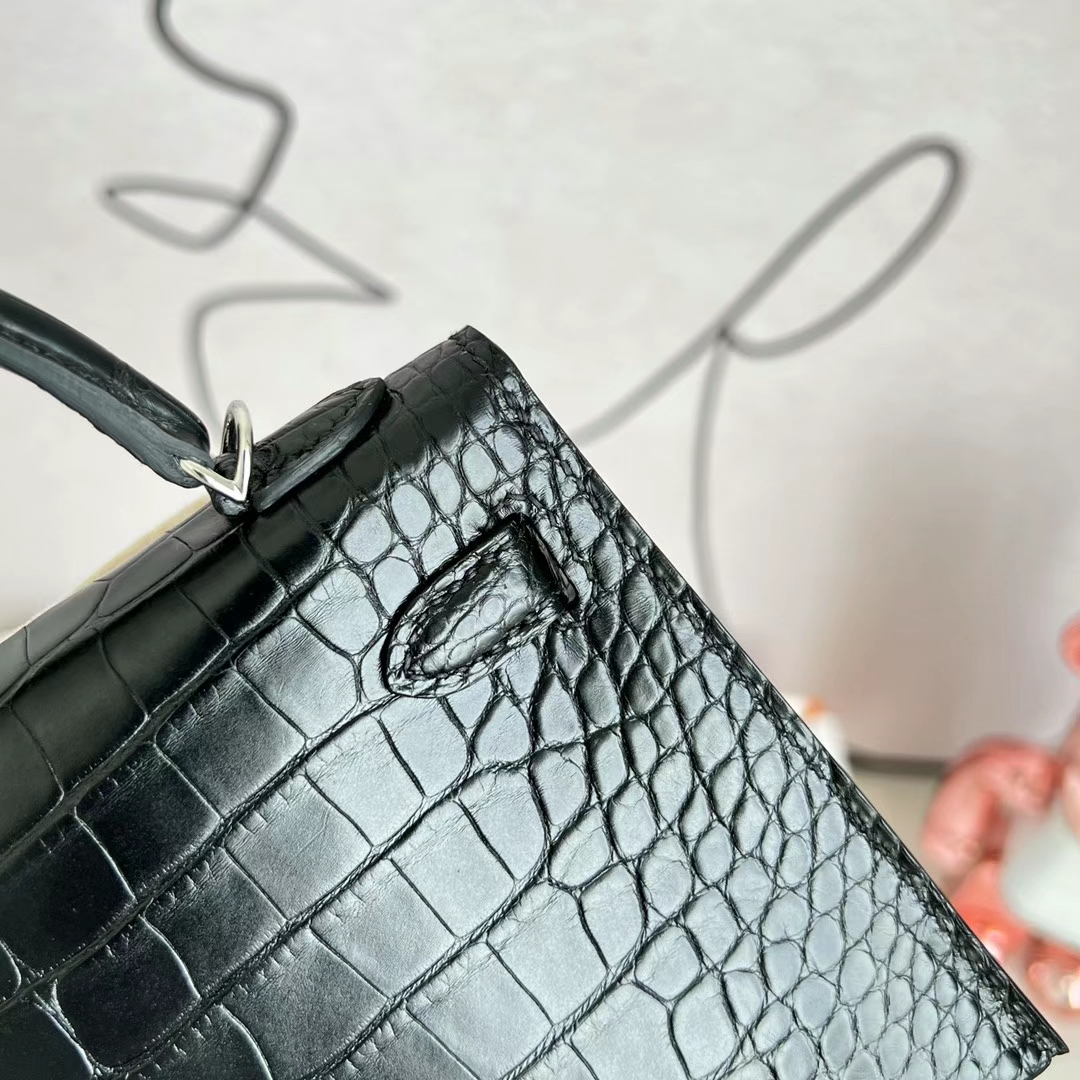 Hermès（爱马仕）Mini Kelly 迷你凯莉 雾面美洲鳄 Matte Alligator Crocodile Ck89 黑色 银扣 19cm