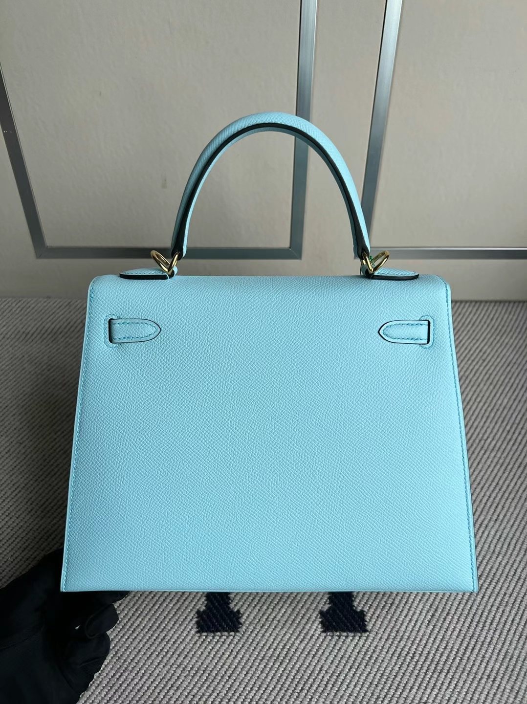 Hermès（爱马仕）Kelly 凯莉包 Epsom U2 微风蓝 金扣 25cm 全手工蜡线缝制