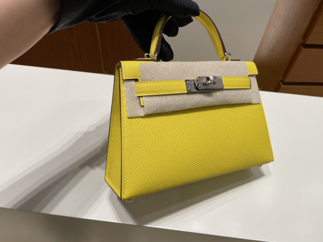 Hermès（爱马仕）Mini kelly 迷你凯莉 Epsom 9o 那不勒斯黄 银扣 phw 顶级手缝 19cm