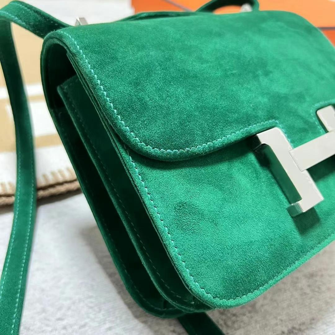 Hermès（爱马仕）Constance 康康 麂皮 Suede U4 丝绒绿 银扣 19cm 全手工蜡线缝制 Phw