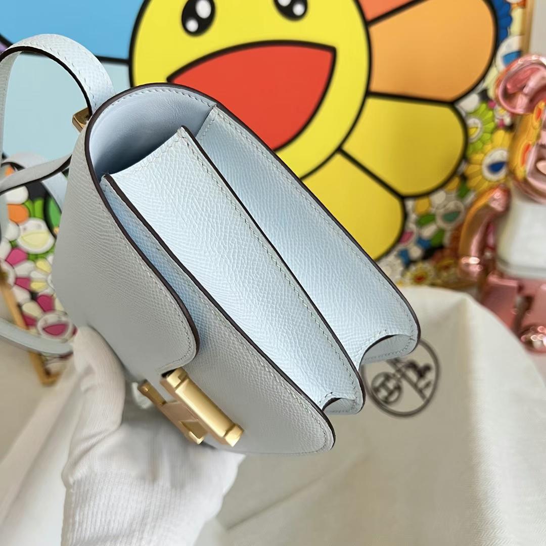 Hermès（爱马仕）Constance 康康 Epsom T0 雾蓝色 金扣 19cm 全手工蜡线缝制