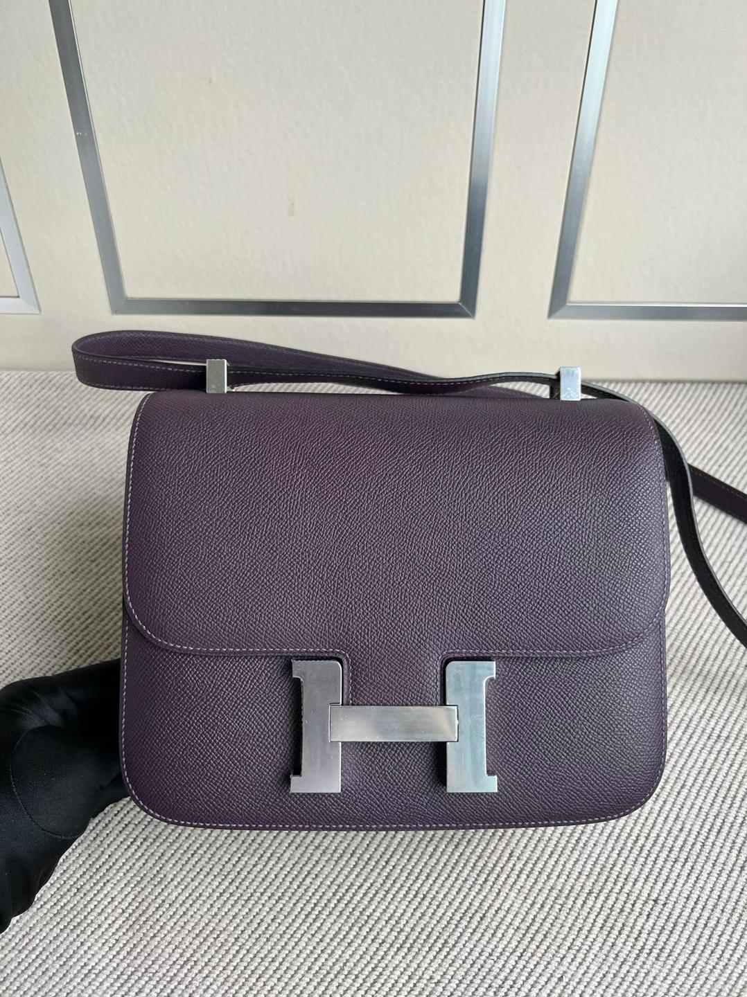 Hermès（爱马仕）Constance 康康 Epsom Ck59 葡萄紫 银扣 PHW 24cm 全手工蜡线缝制