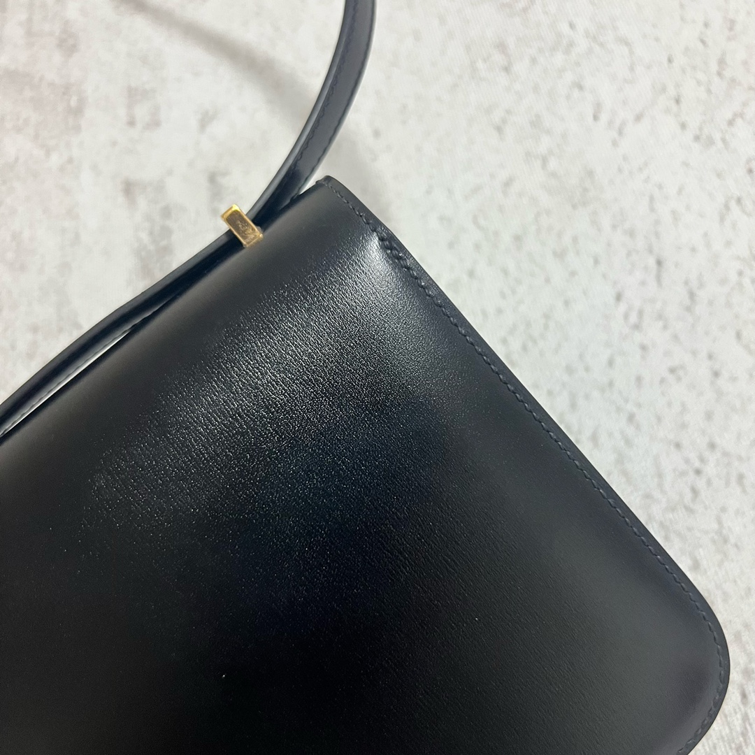 Hermès（爱马仕）Constance 康康 Boxcalf ck89 黑色 Noir 黑色蜥蜴扣 金扣 GHW 18cm 顶级手缝