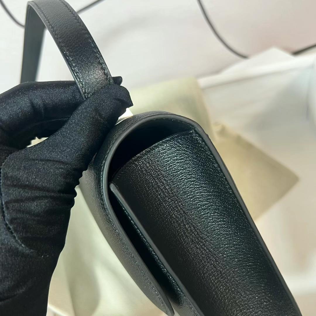 Hermès（爱马仕）新款单层镜子款 Constance 康康 Chevre 进口山羊皮 Ck89 黑色 银扣 24cm