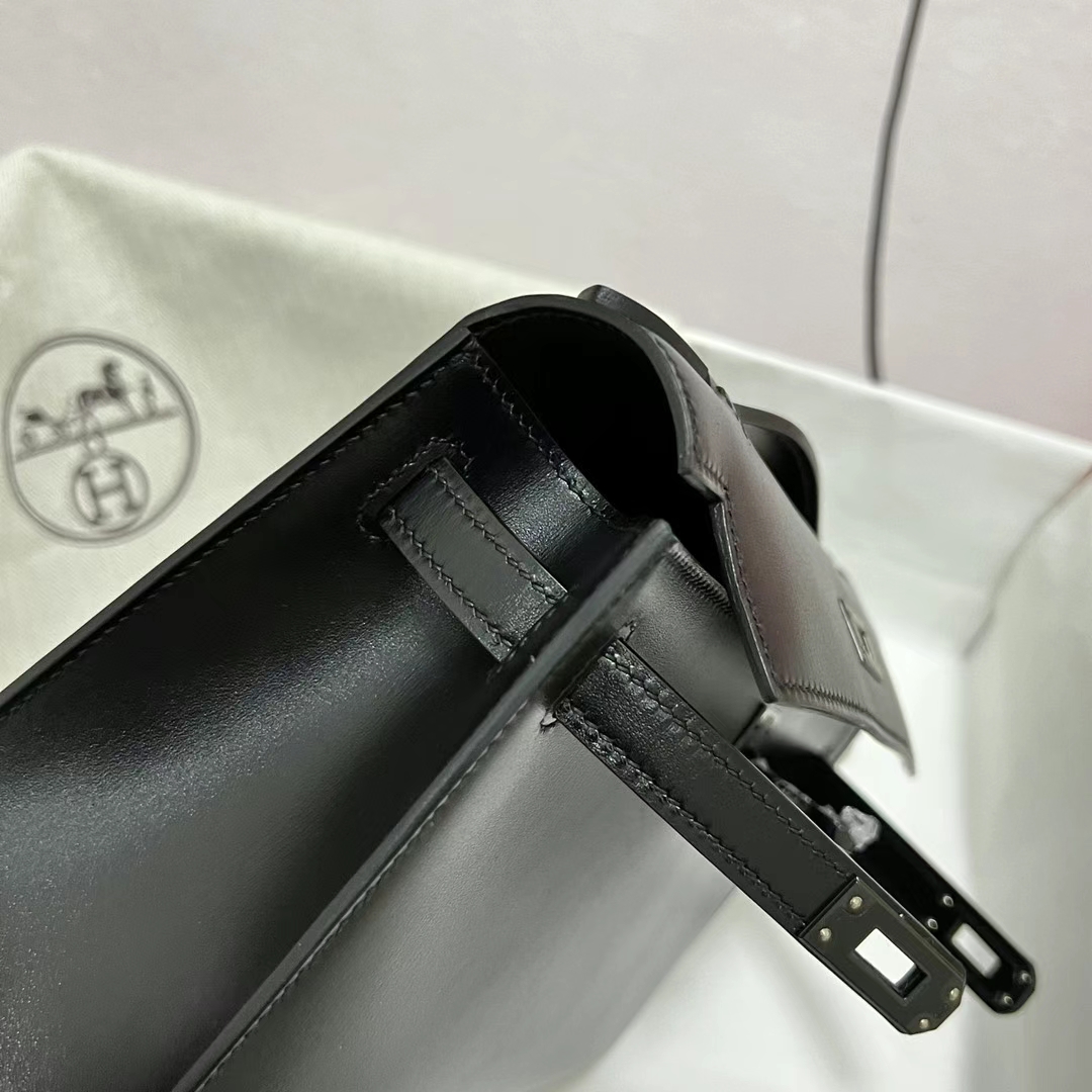 Hermès（爱马仕）Mini Kelly Pochette Box皮 Ck89 黑色 黑扣 22cm 全手工蜡线缝制