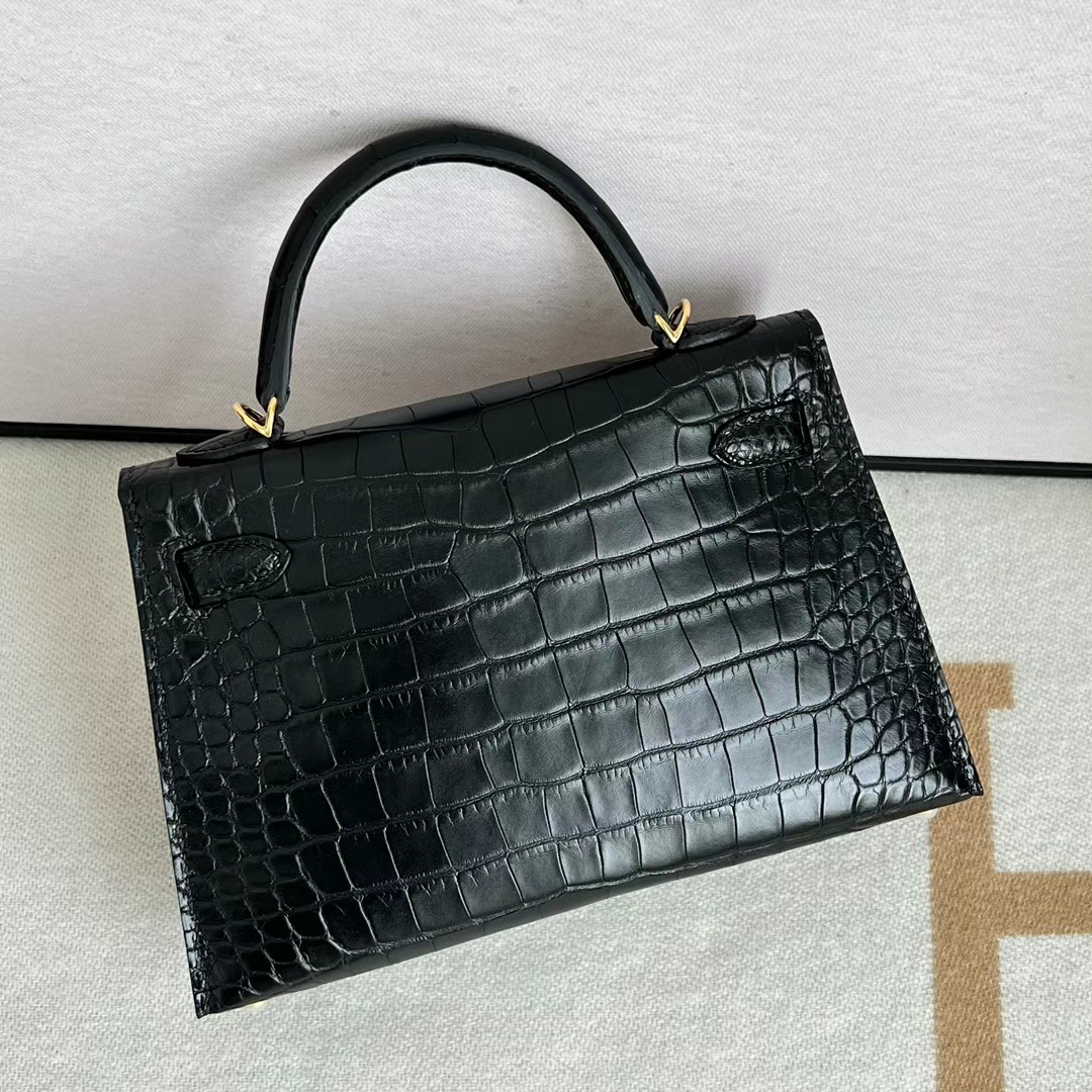 Hermès（爱马仕）Mini Kelly 迷你凯莉 雾面美洲鳄 Matte Alligator Crocodile Ck89 黑色 金扣 19cm