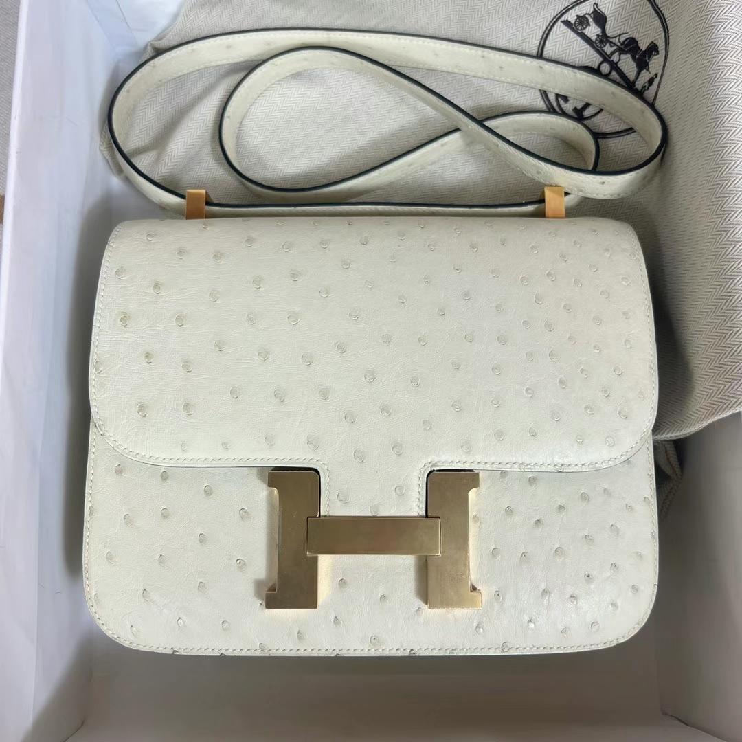 Hermès（爱马仕）Constance 康康 Ostrich 进口鸵鸟皮 3C 羊毛白 金扣 24cm 全手工蜡线缝制 Ghw