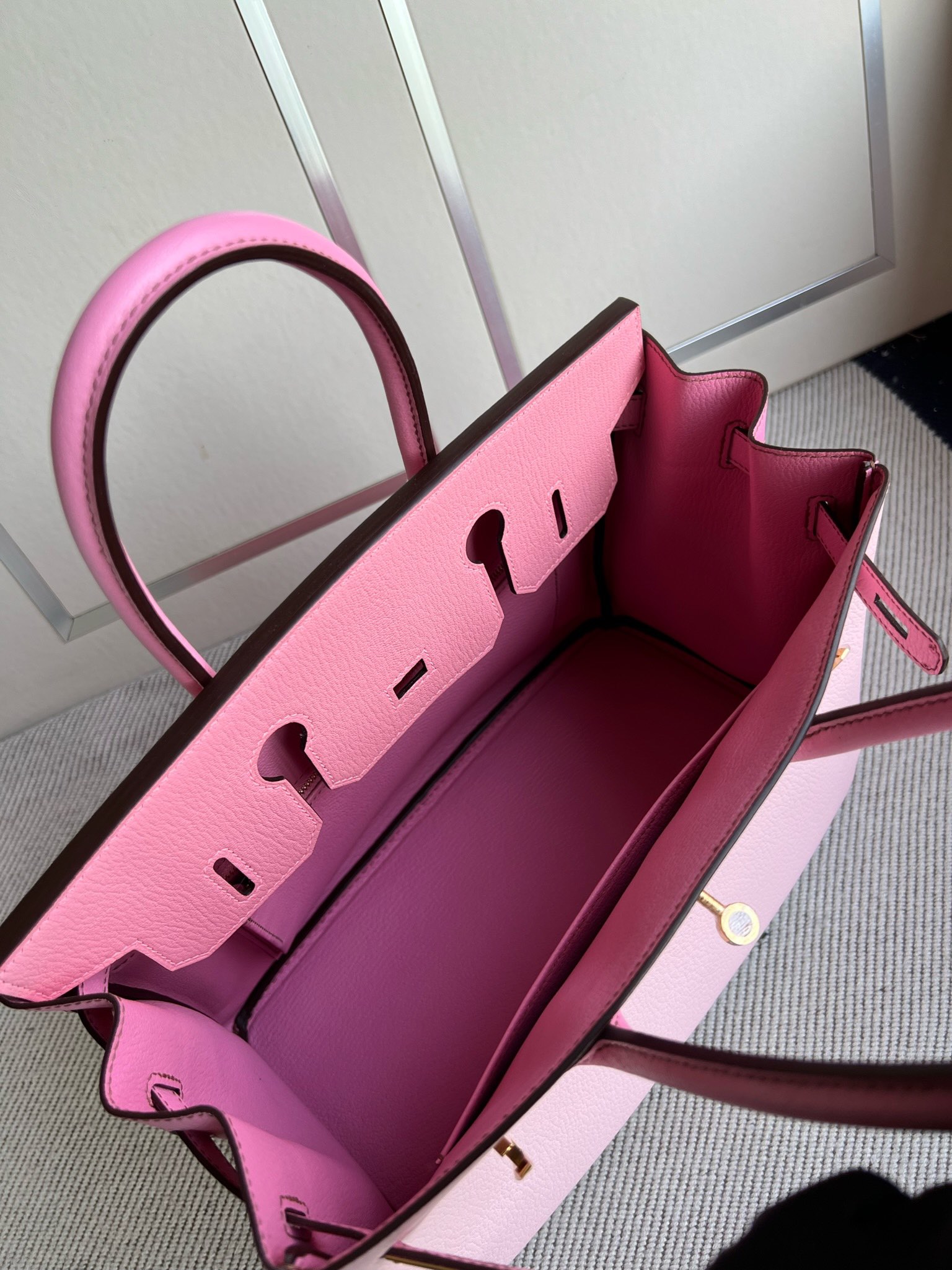 Hermès（爱马仕）Birkin 铂金包 Chevre 山羊皮 3Q 奶昔粉 拼 樱花粉 金扣 GHW 30cm 顶级手缝