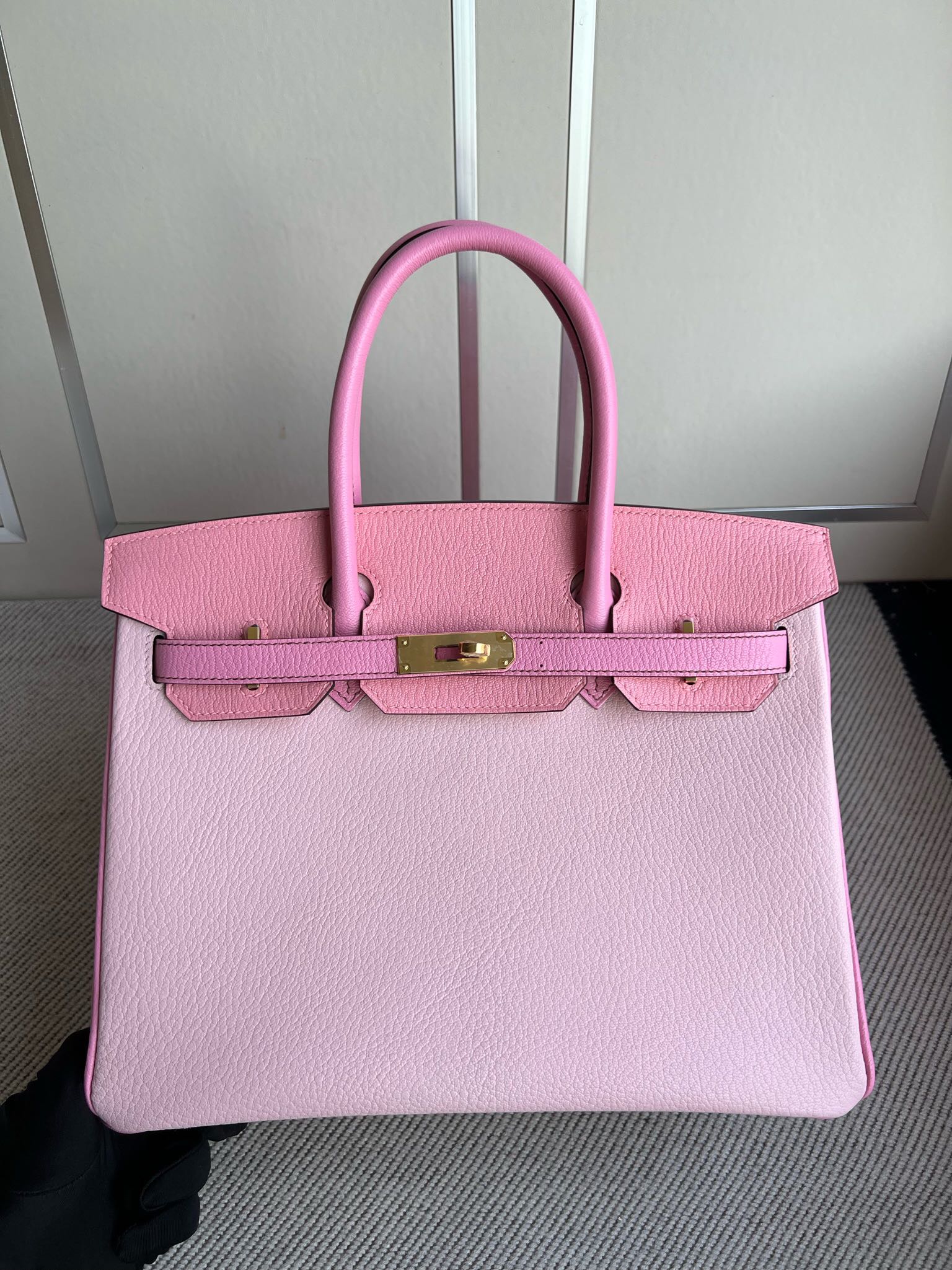 Hermès（爱马仕）Birkin 铂金包 Chevre 山羊皮 3Q 奶昔粉 拼 樱花粉 金扣 GHW 30cm 顶级手缝