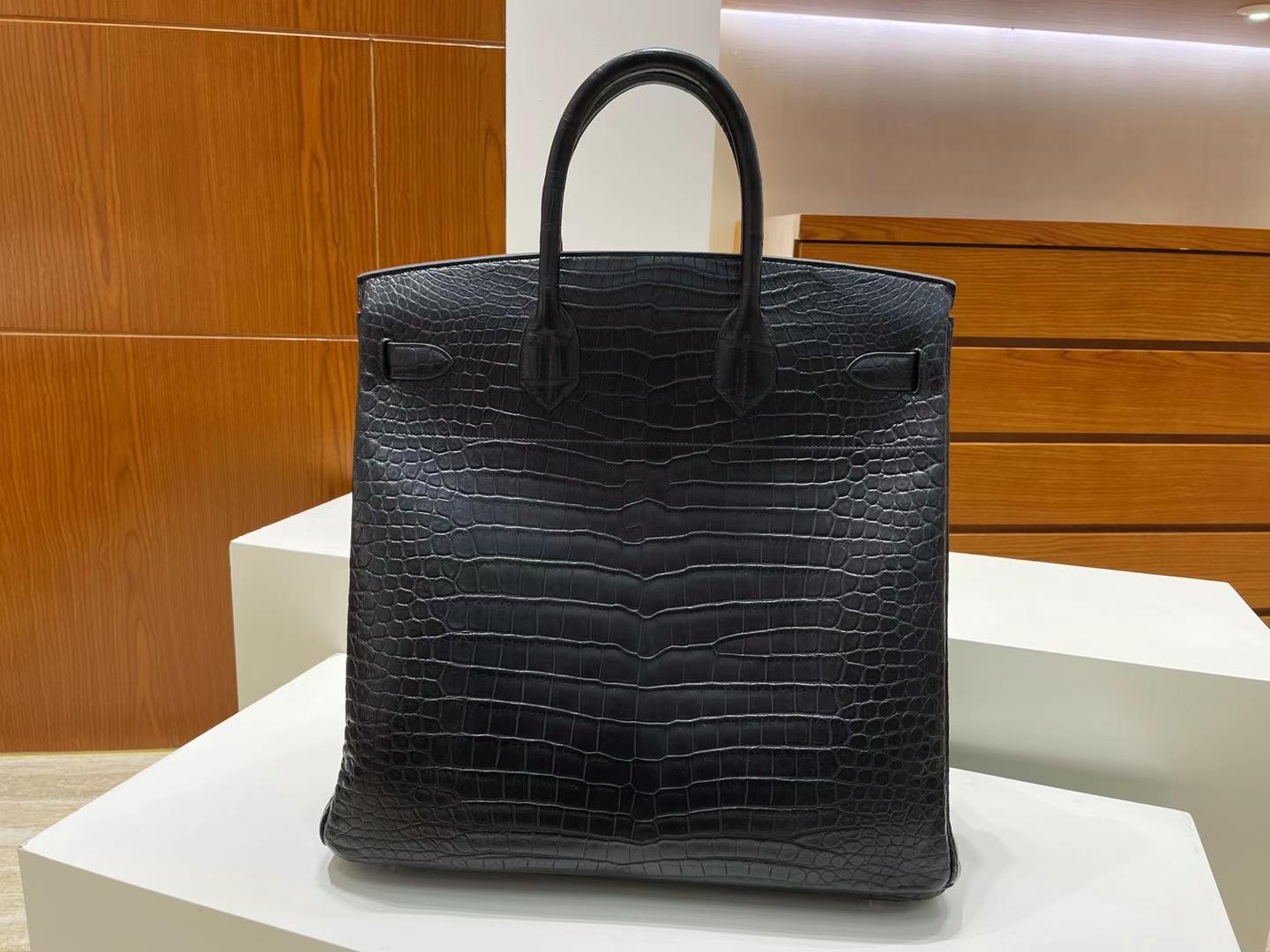 Hermès（爱马仕）Birkin Hac 雾面倒v澳洲湾鳄 Ck89 黑色 银扣 40cm 全手工蜡线缝制 Phw Stock
