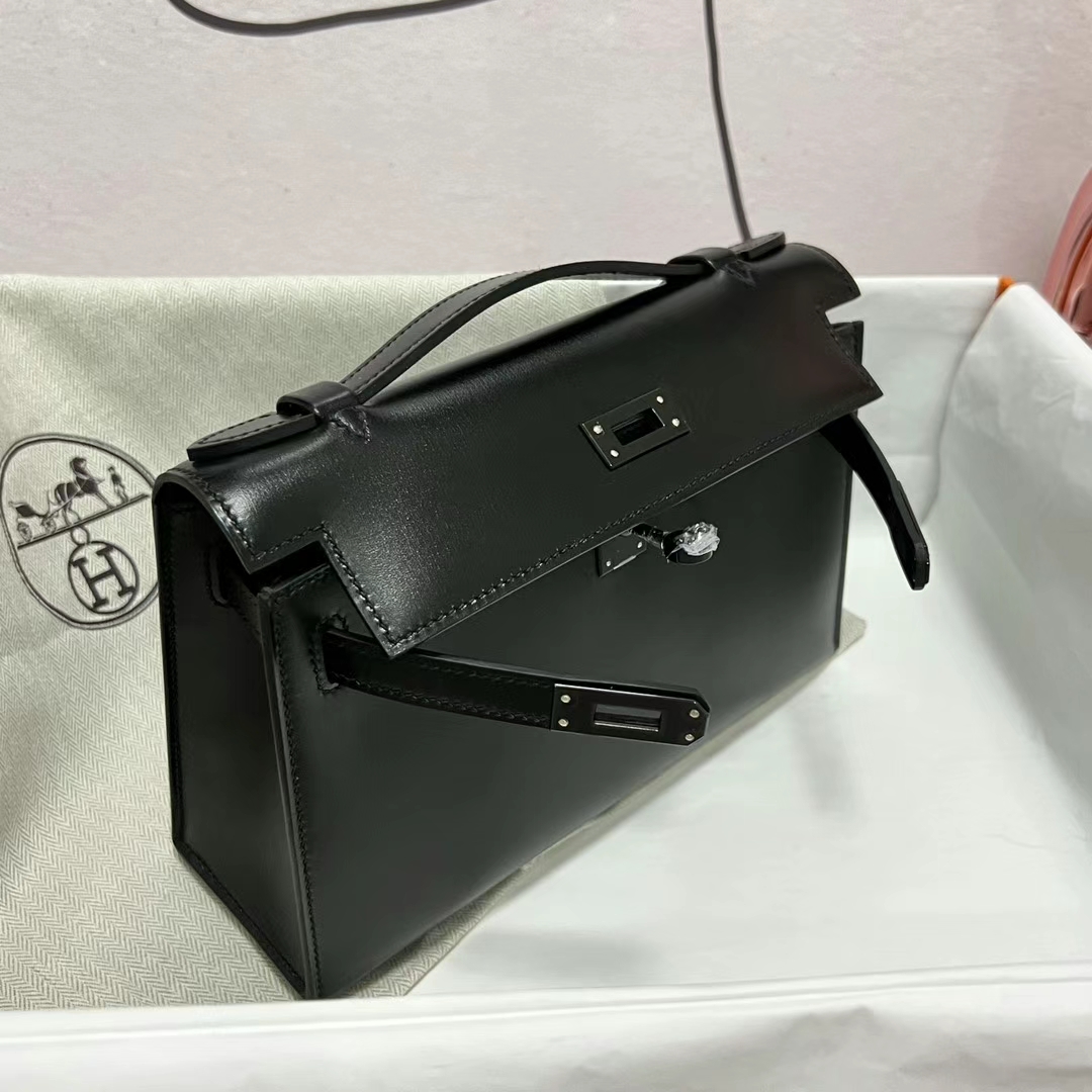 Hermès（爱马仕）Mini Kelly Pochette Box皮 Ck89 黑色 黑扣 22cm 全手工蜡线缝制