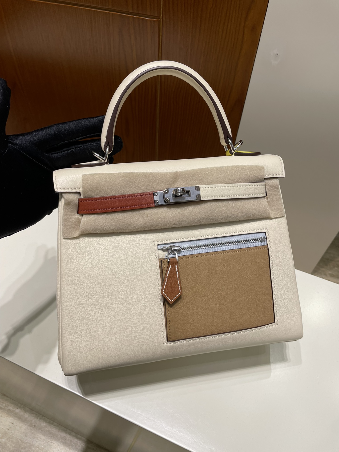 Hermès（爱马仕）kelly 凯莉包 Swift 口袋包 奶油白 nata 银扣 PHW 25cm 顶级手缝