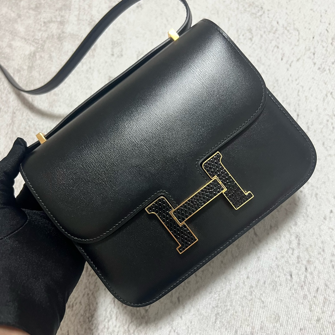 Hermès（爱马仕）Constance 康康 Boxcalf ck89 黑色 Noir 黑色蜥蜴扣 金扣 GHW 18cm 顶级手缝