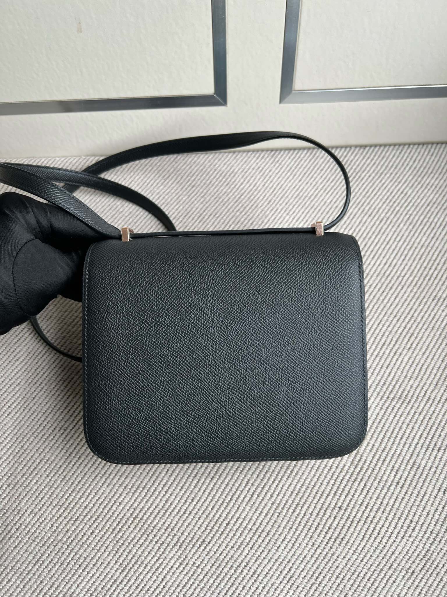 Hermès（爱马仕）Constance 康康 Epsom 原厂掌纹皮 ck89 黑色 Noir 玫瑰金扣 18cm 顶级手缝