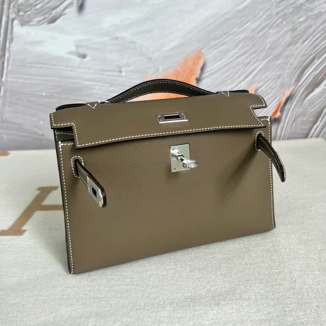 Hermès（爱马仕）Mini Kelly Pochette Swift皮 Ck18 大象灰 银扣 22cm 全手工蜡线缝制 Phw