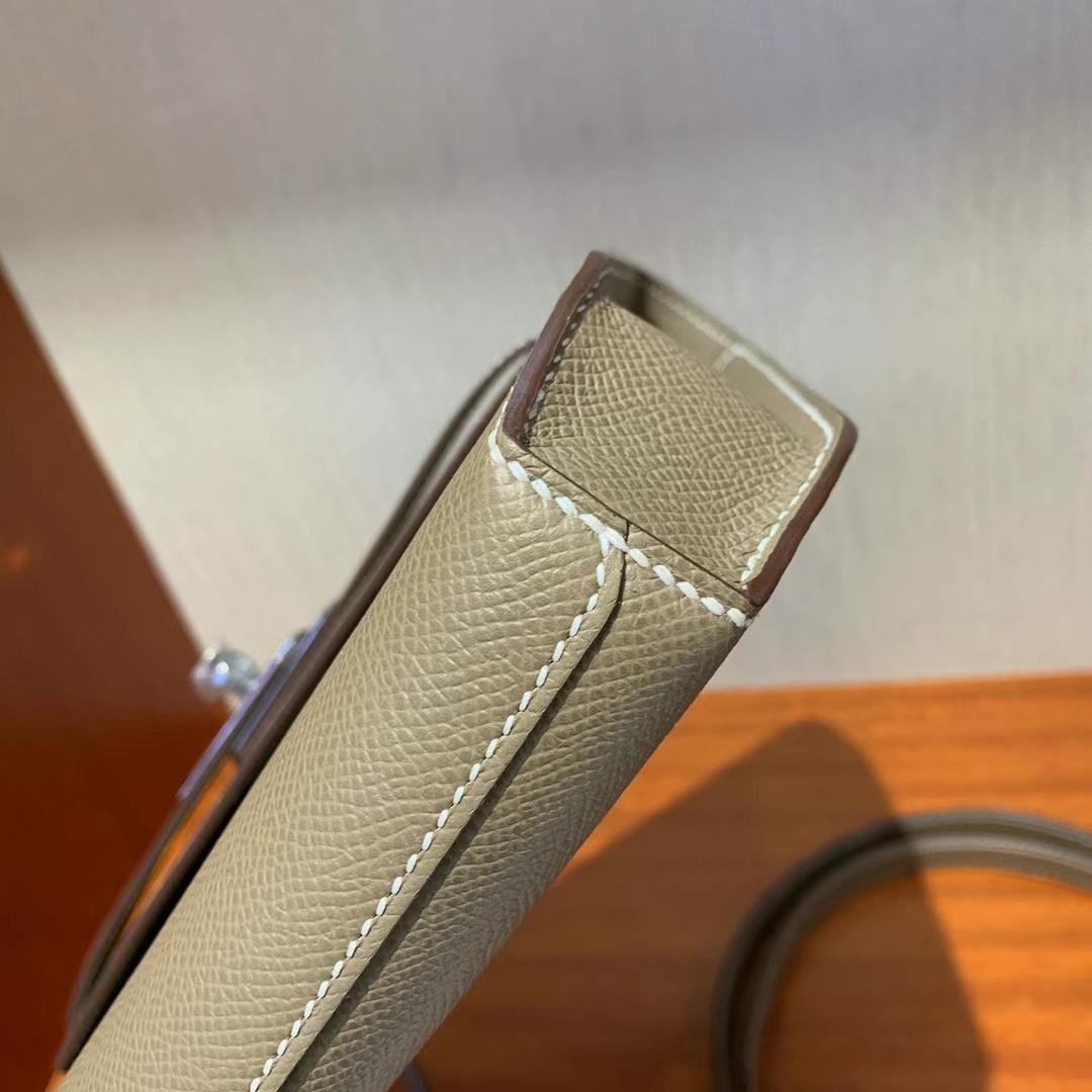 Hermès（爱马仕）Kelly depeches 手包 Epsom Ck18 大象灰 银扣 25cm 全手工蜡线缝制