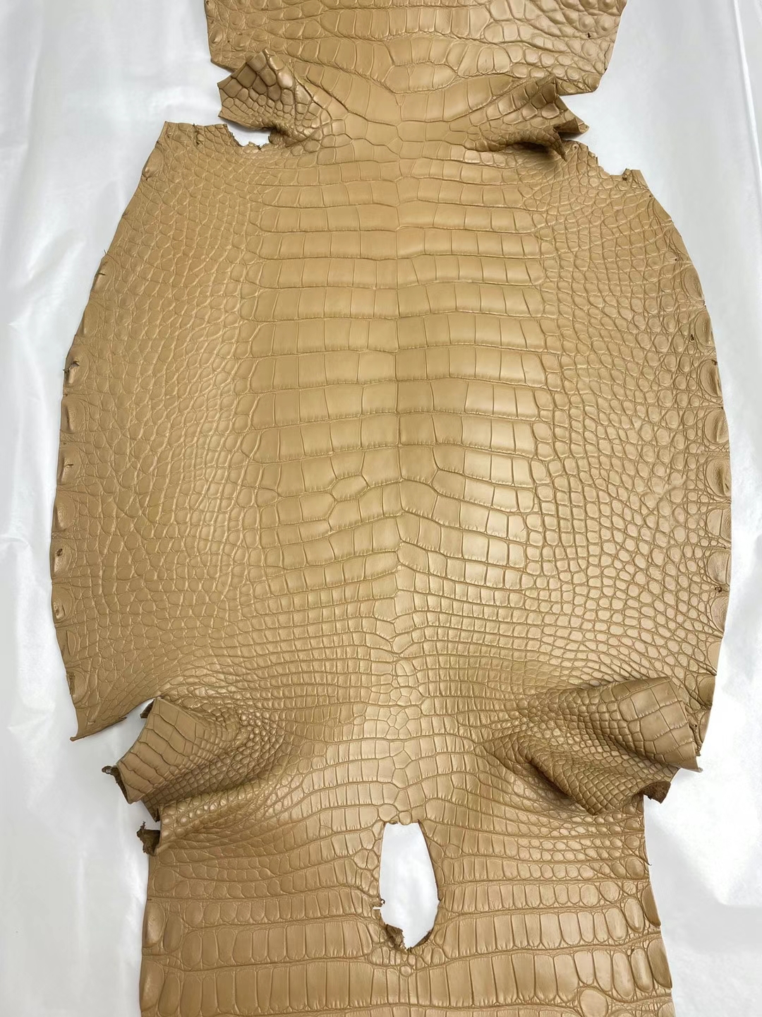 Hermès（爱马仕）新皮 雾面美洲鳄鱼皮 0M 奶茶色 可定制