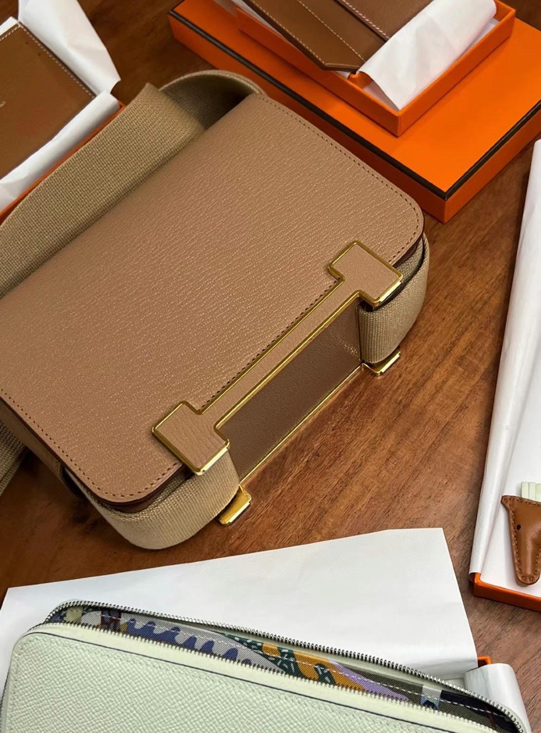 Hermès（爱马仕）Geta 木屐包 Chevre 2J 雀木色 拼 0M 奶茶色 金扣 20cm 可预定