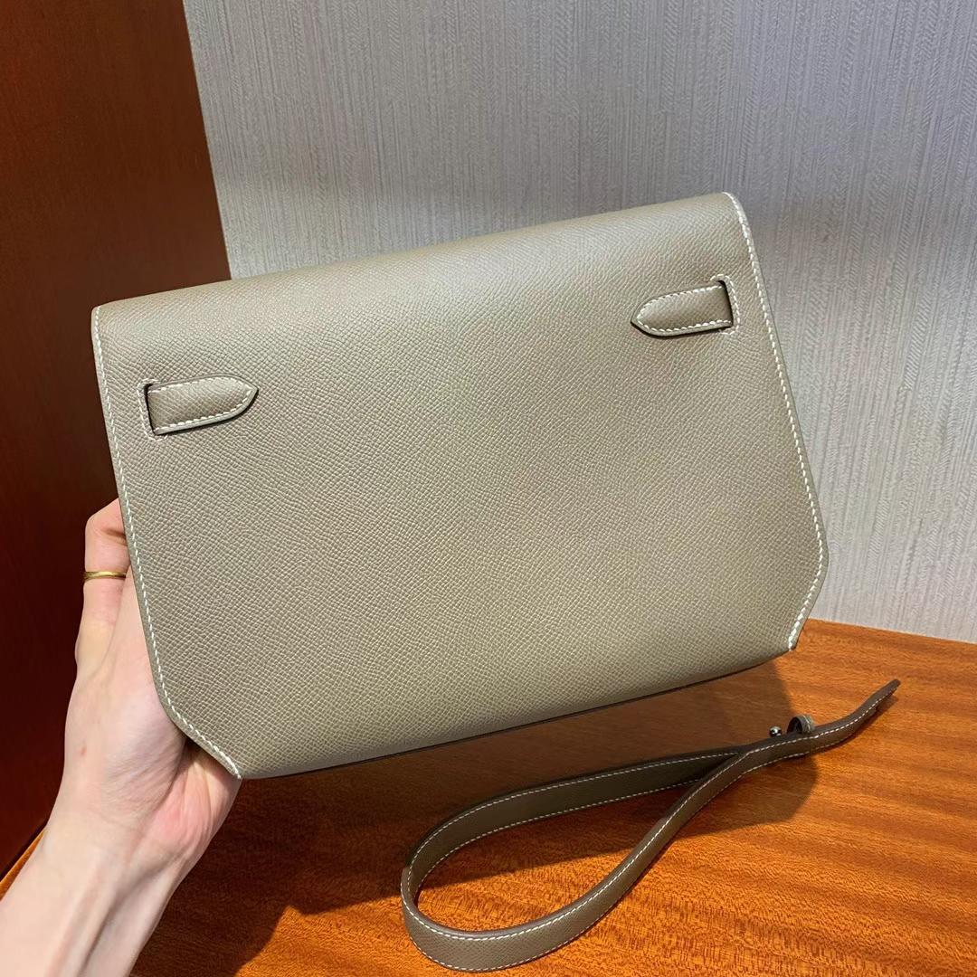 Hermès（爱马仕）Kelly depeches 手包 Epsom Ck18 大象灰 银扣 25cm 全手工蜡线缝制