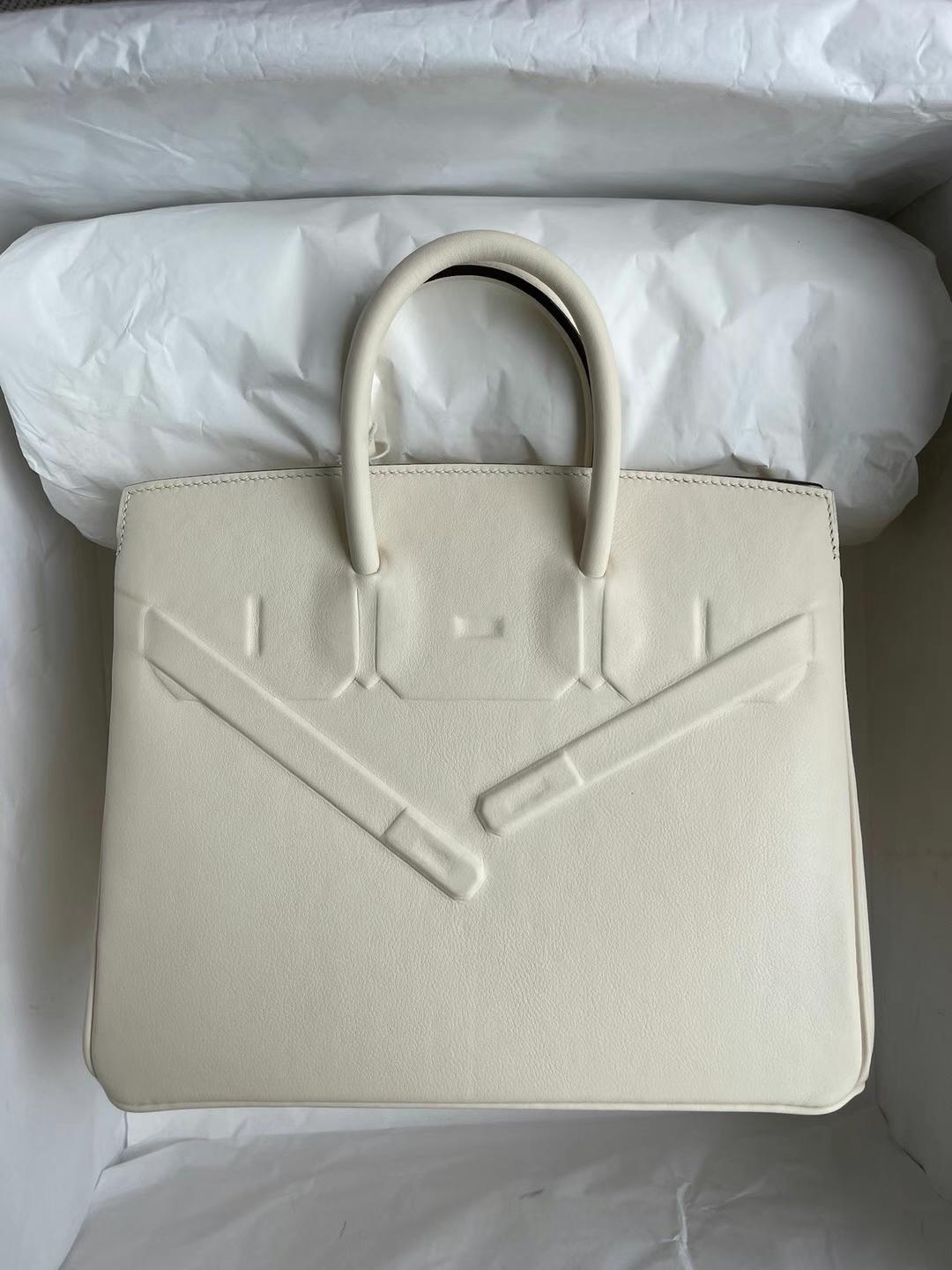 Hermès（爱马仕）Birkin Shadow 幻影包 Swift 奶油白 银扣 25cm