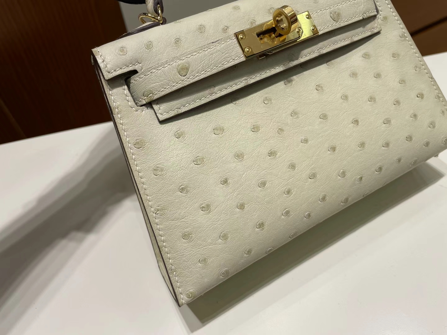 Hermès（爱马仕）Mini Kelly Ostrich 原厂kk 进口鸵鸟皮 3C 羊毛白 金扣 19cm