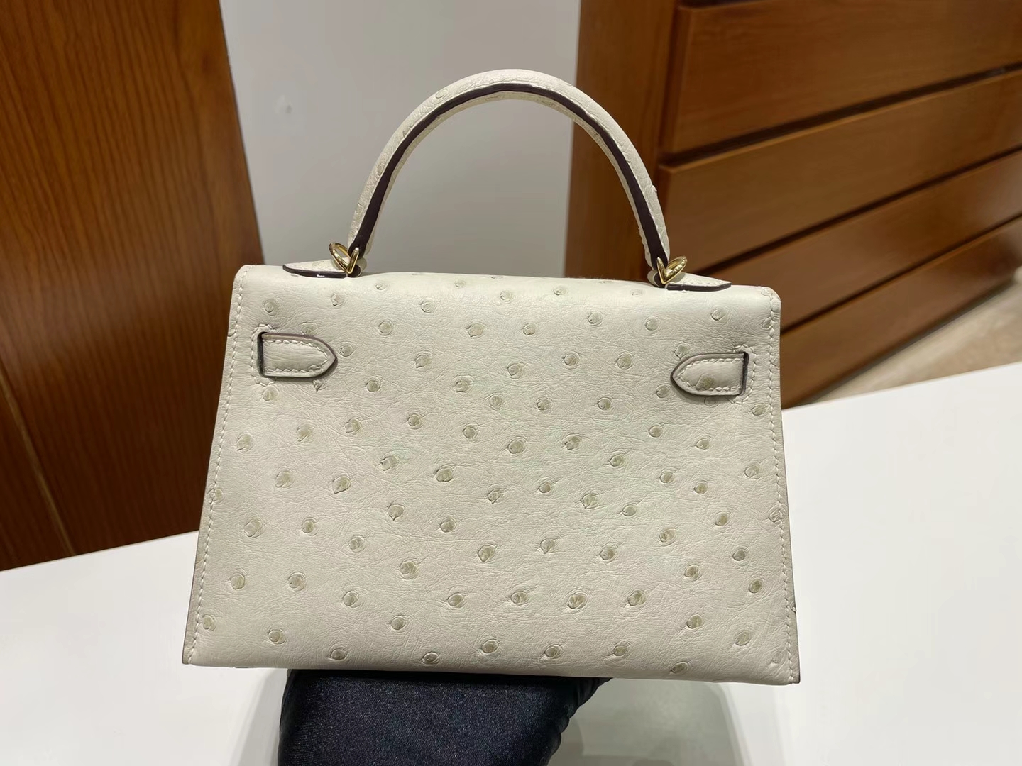 Hermès（爱马仕）Mini Kelly Ostrich 原厂kk 进口鸵鸟皮 3C 羊毛白 金扣 19cm