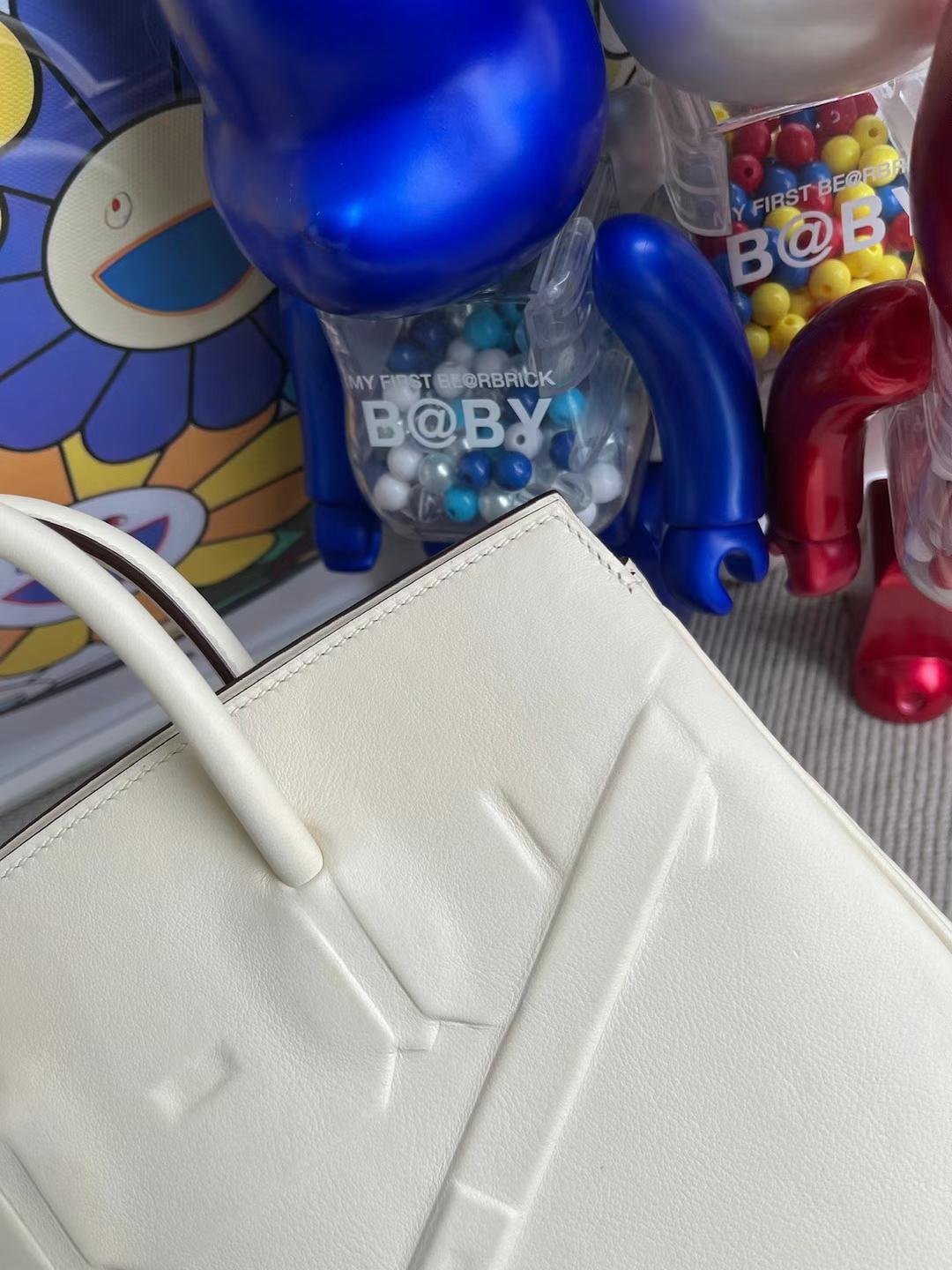 Hermès（爱马仕）Birkin Shadow 幻影包 Swift 奶油白 银扣 25cm