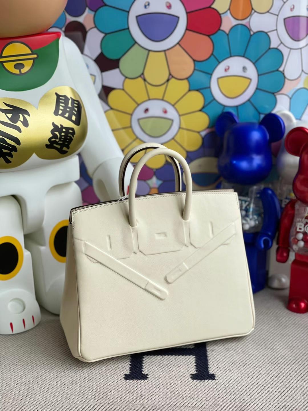 Hermès（爱马仕）Birkin Shadow 幻影包 Swift 奶油白 银扣 25cm