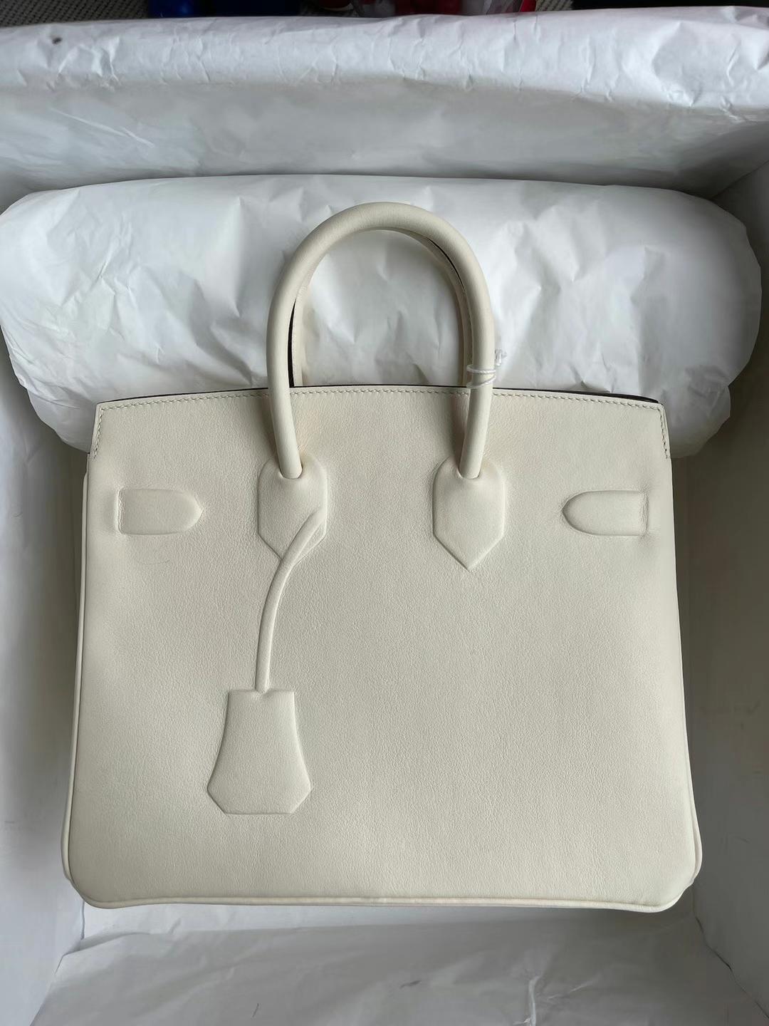 Hermès（爱马仕）Birkin Shadow 幻影包 Swift 奶油白 银扣 25cm