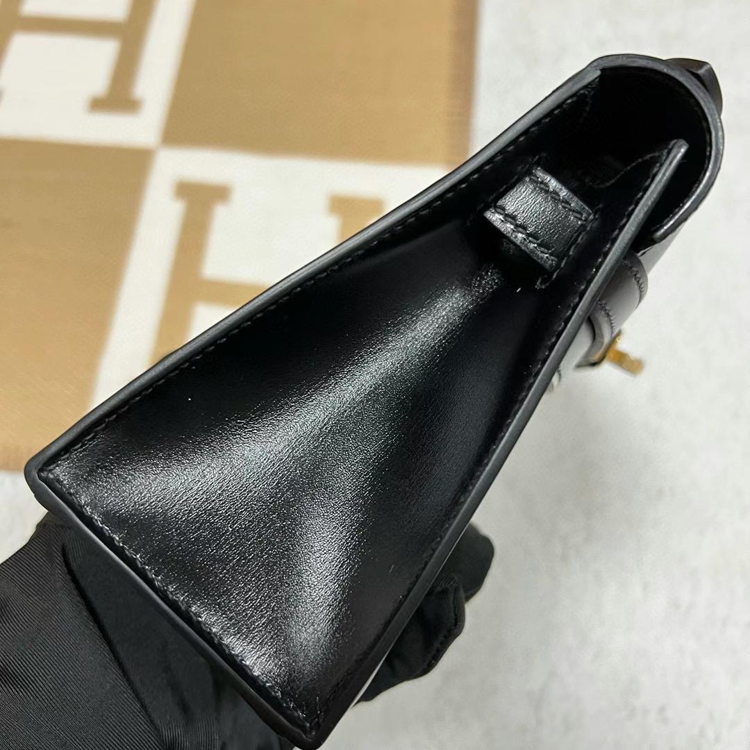 Hermès（爱马仕）Mini Kelly Pochette Boxcalf Ck89 黑色 金扣 22cm