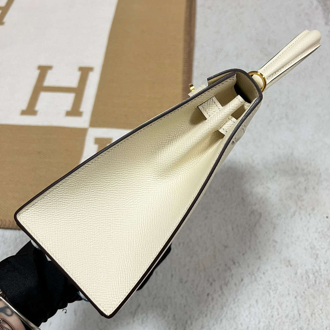 Hermès（爱马仕）Kelly 凯莉包 Epsom i2 奶油白 金扣 25cm