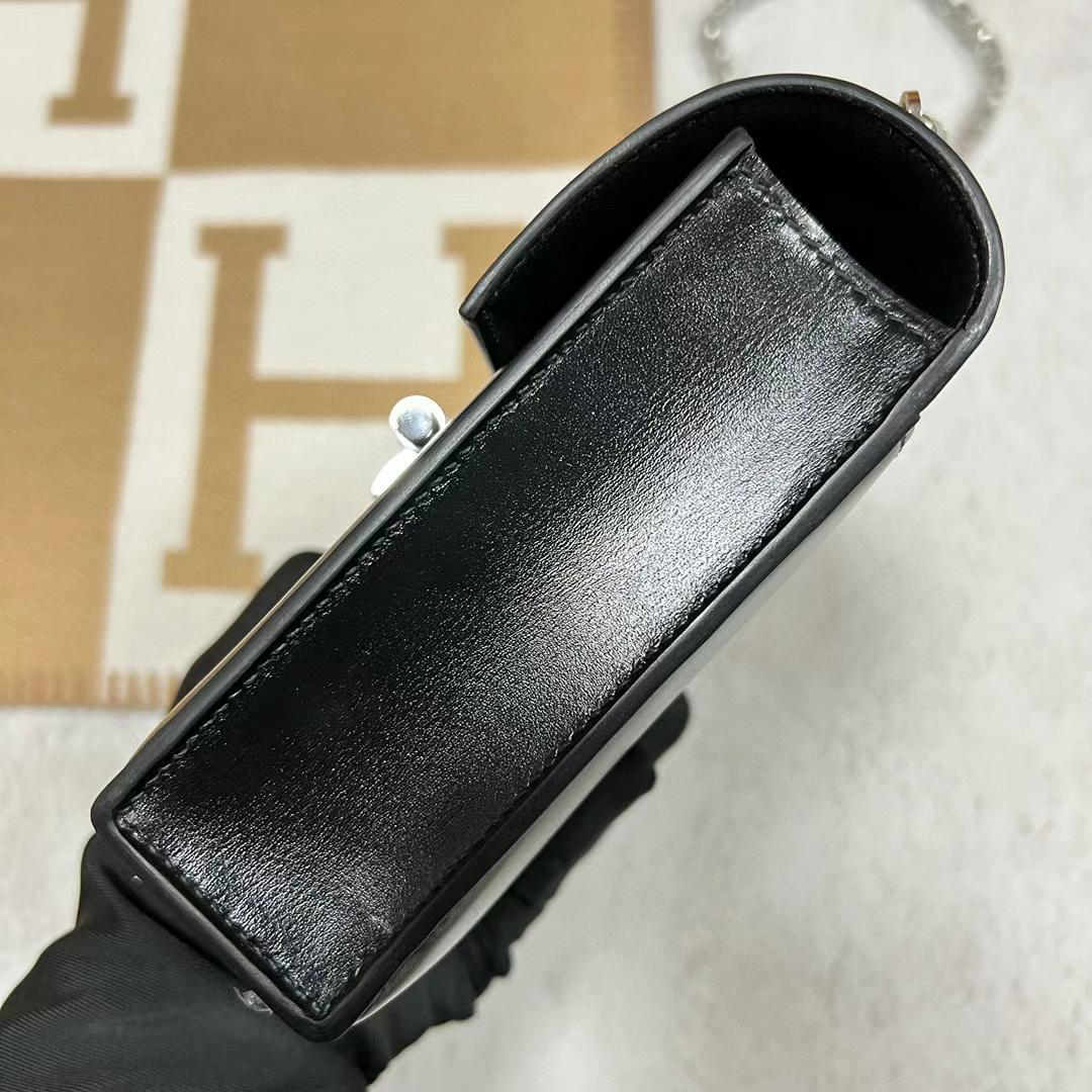 Hermès（爱马仕）Verrou 机枪包 Boxcalf Ck89 黑色 银扣 17.5cm