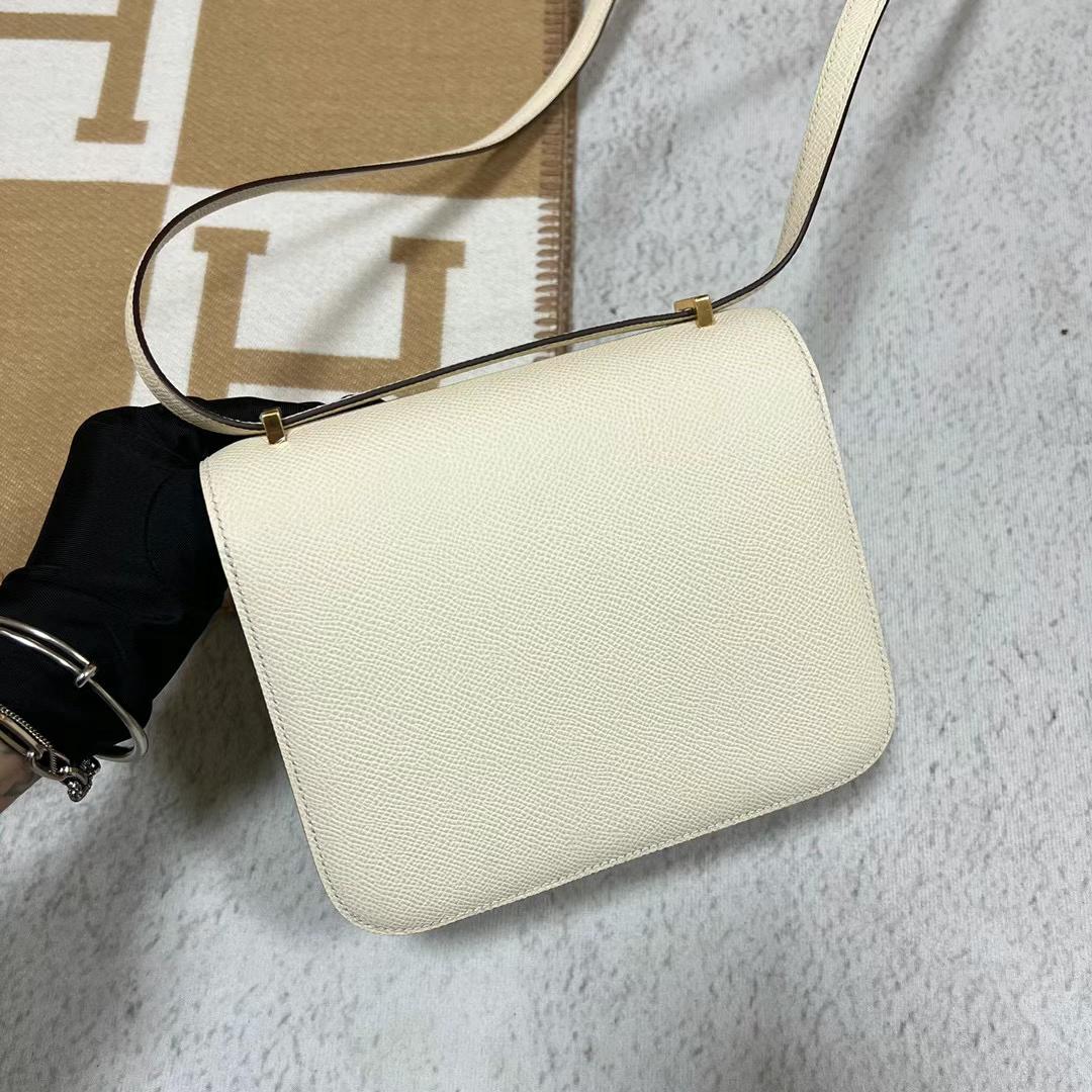 Hermès（爱马仕）Constance 康斯坦斯 Epsom i2 奶油白 金扣 19cm