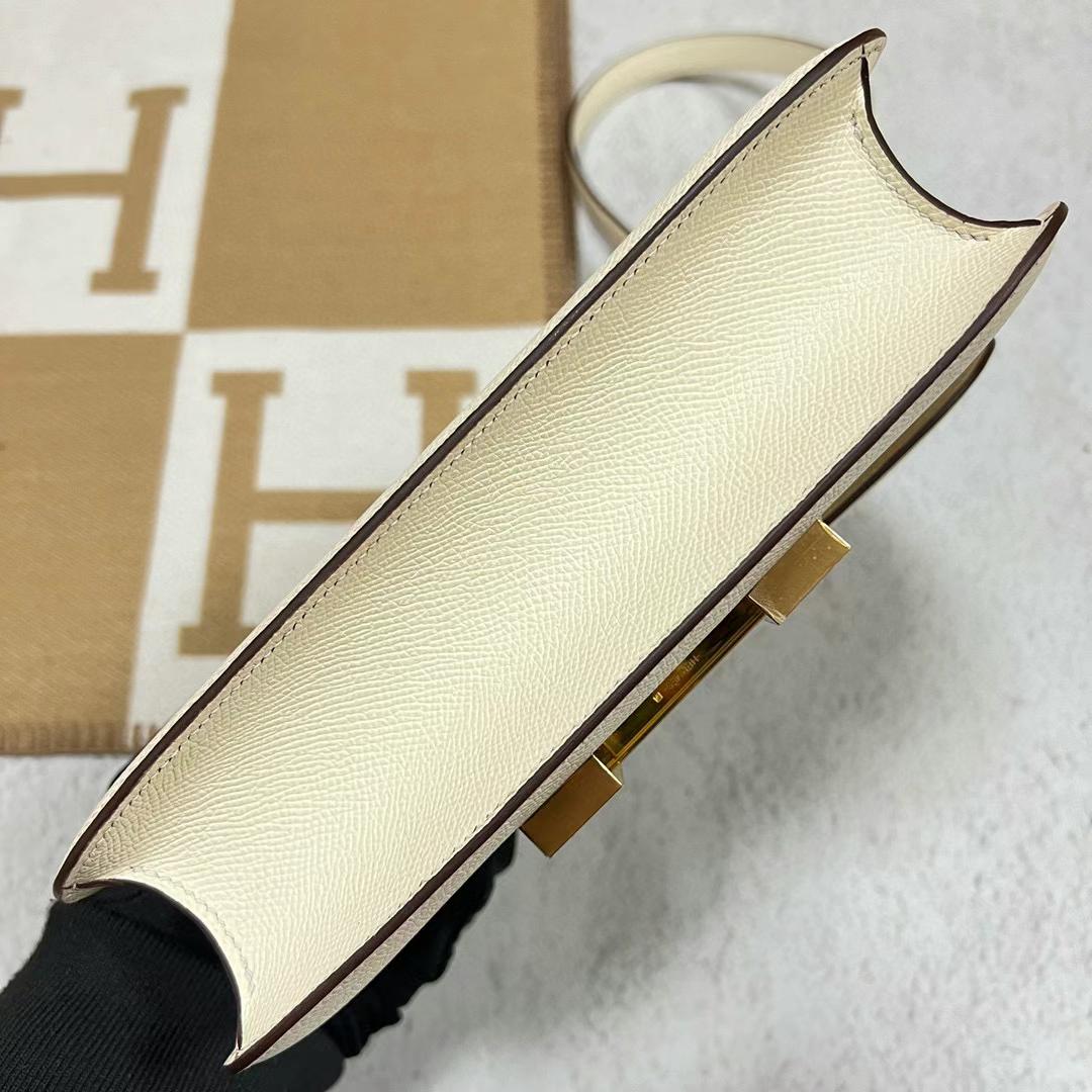 Hermès（爱马仕）Constance 康斯坦斯 新款单层镜子款 Epsom i2 奶油白 金扣 24cm