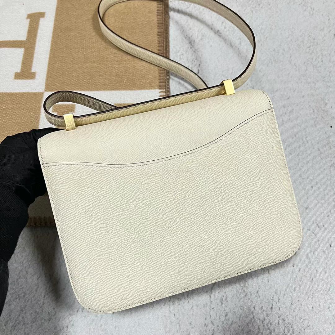 Hermès（爱马仕）Constance 康斯坦斯 新款单层镜子款 Epsom i2 奶油白 金扣 24cm