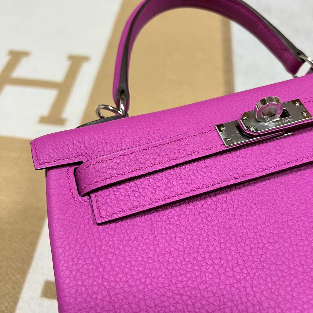 Hermès（爱马仕）Kelly 凯莉包 Togo皮 9i 玉兰粉 银扣 25cm