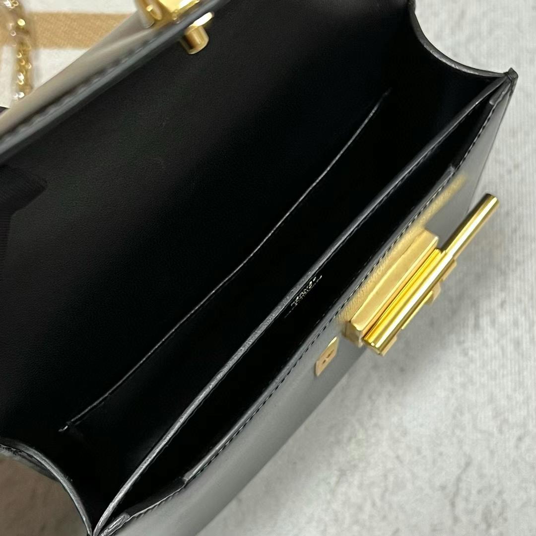 Hermès（爱马仕）Verrou 机枪包 Boxcalf Ck89 黑色 金扣 17.5cm