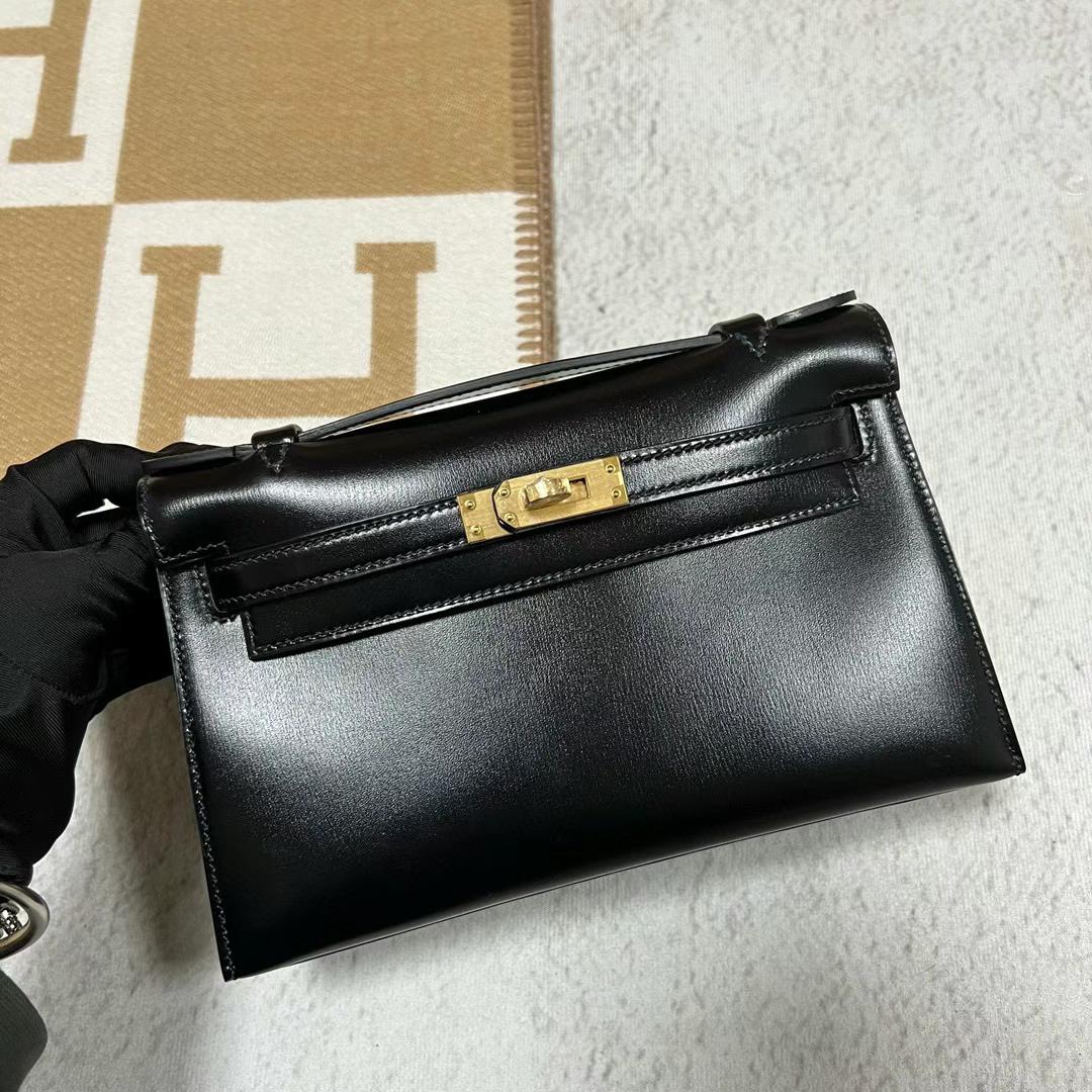 Hermès（爱马仕）Mini Kelly Pochette Boxcalf Ck89 黑色 金扣 22cm