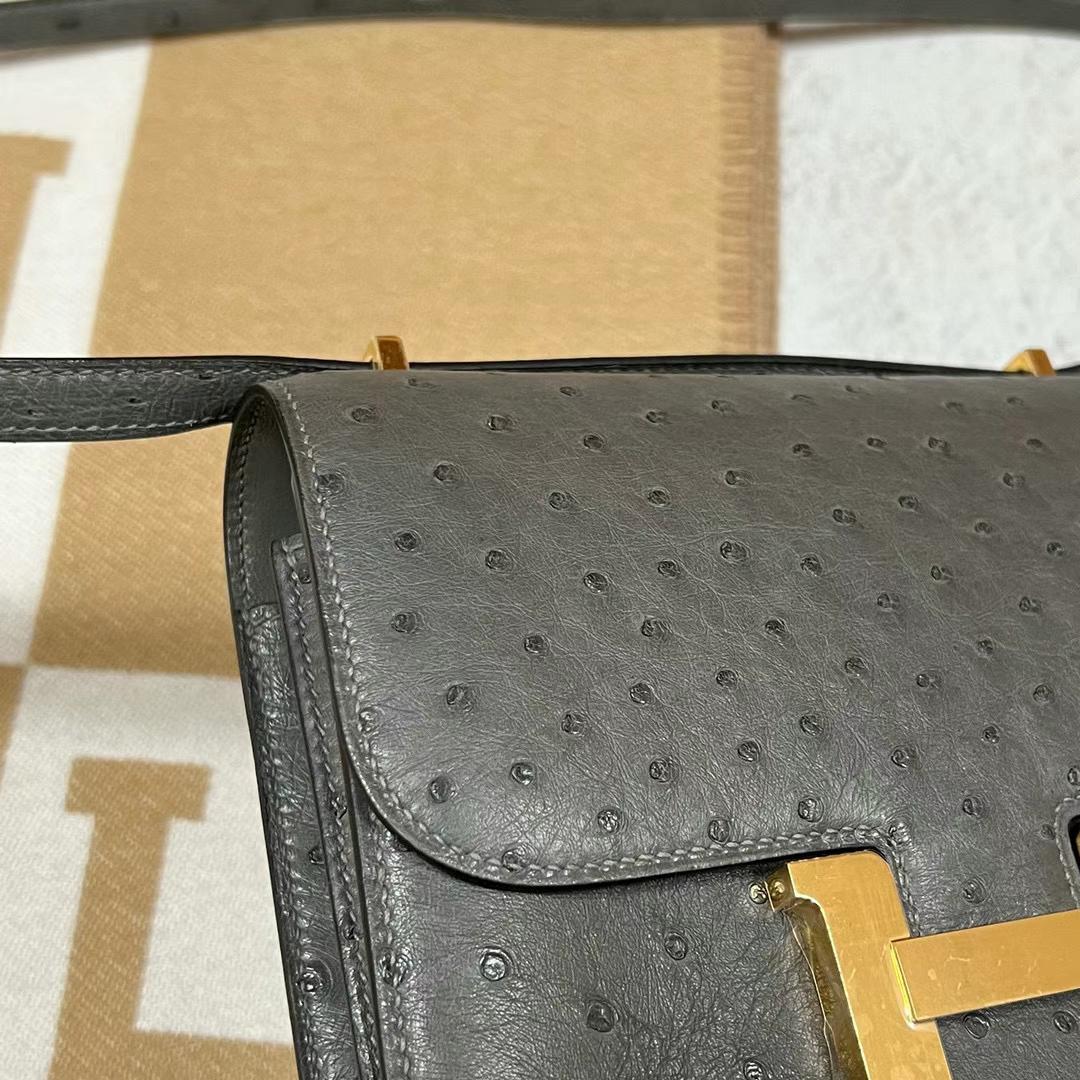 Hermès（爱马仕）Constance 康斯坦斯 Ostrich 原厂kk进口鸵鸟皮 Ck88 石墨灰 金扣 19cm