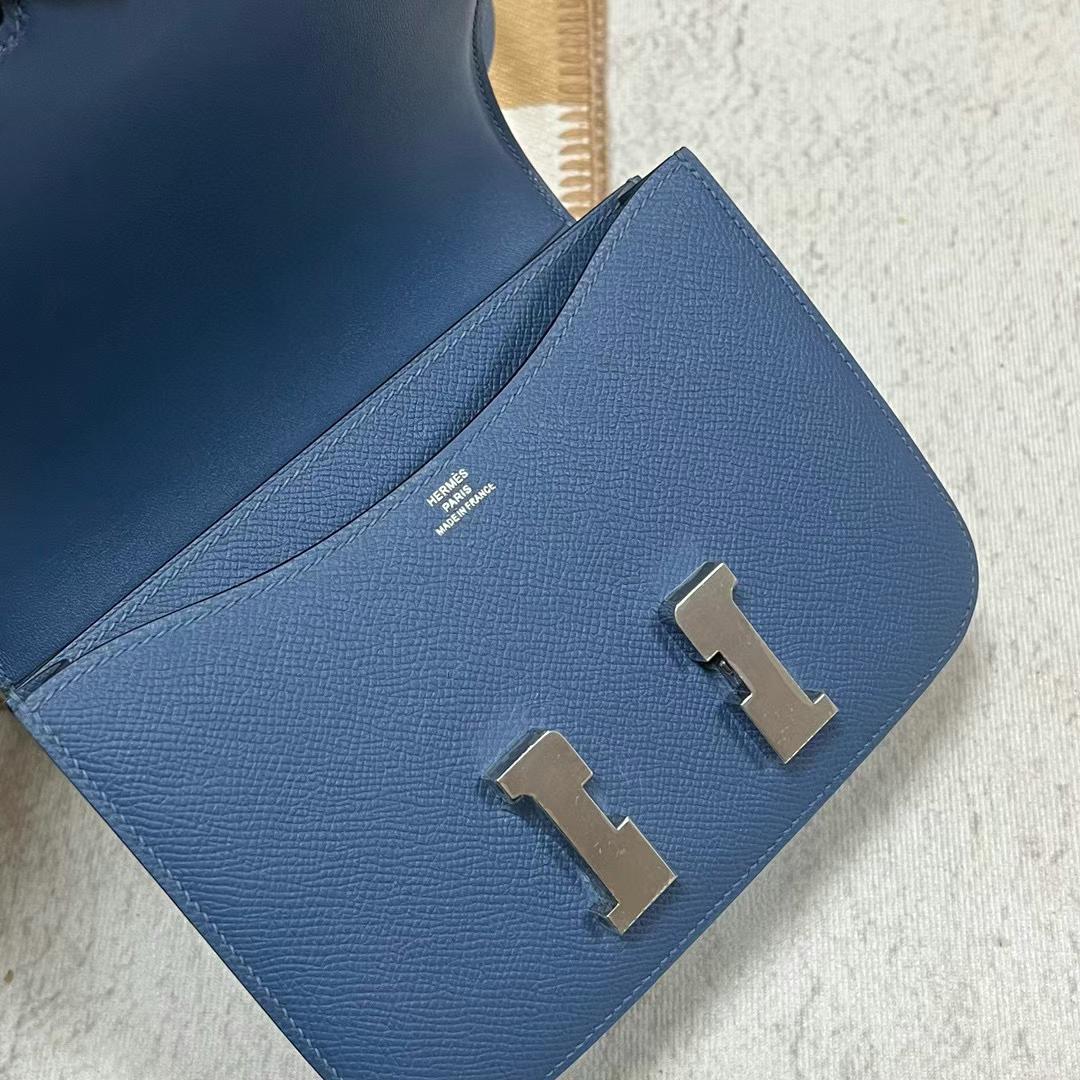Hermès（爱马仕）Constance 康斯坦斯 Epsom 7R 雾霾蓝 银扣 19cm