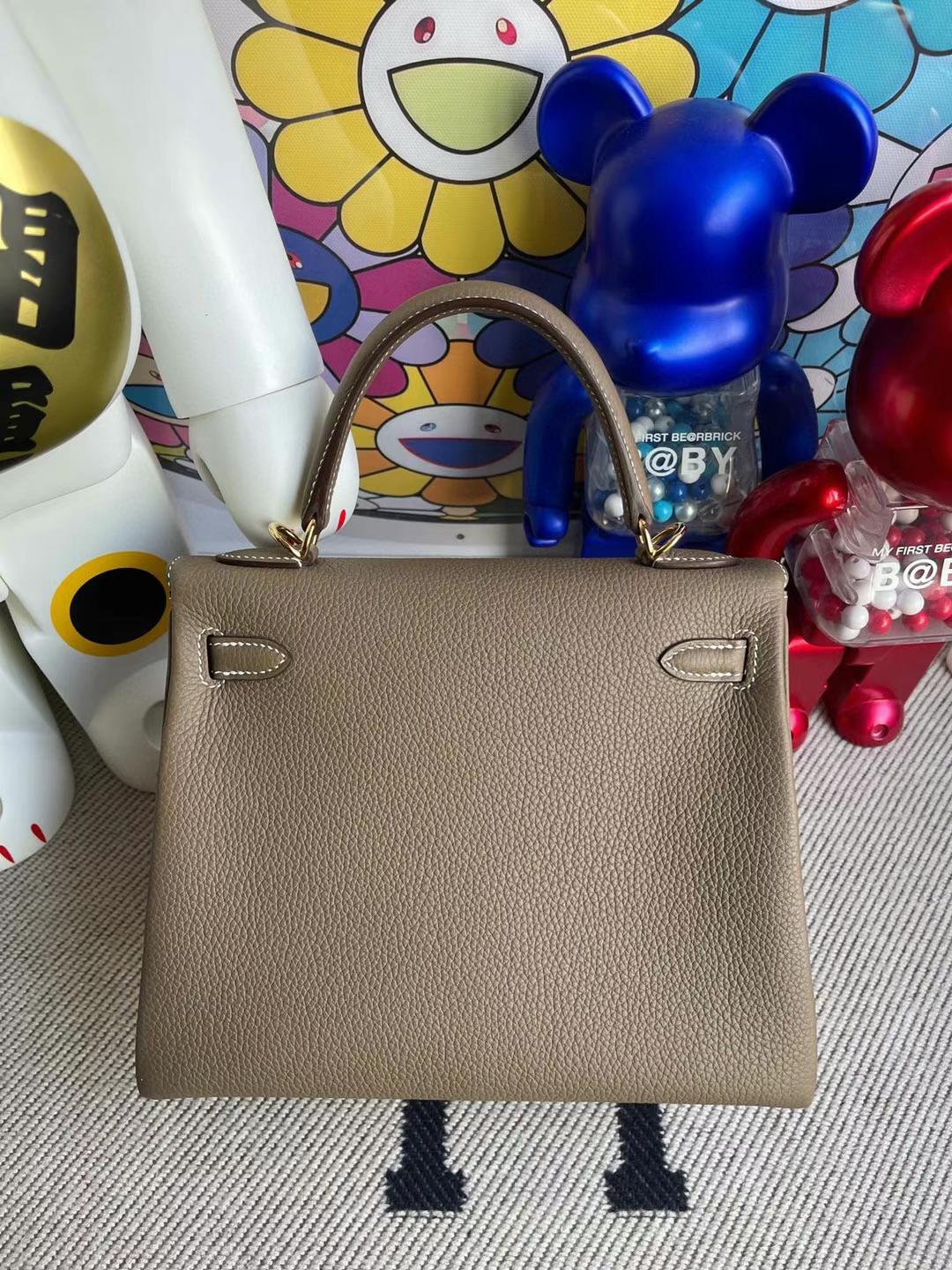 Hermès（爱马仕）Kelly 凯莉包 Togo Ck18 大象灰 Ghw 顶级工艺 全手工缝制 金扣 25cm