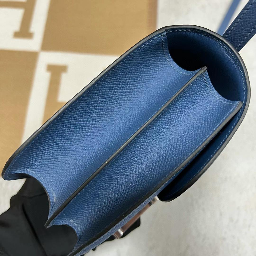 Hermès（爱马仕）Constance 康斯坦斯 Epsom 7R 雾霾蓝 银扣 19cm